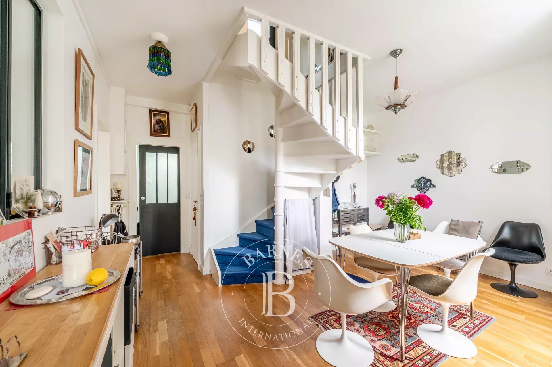 Neuilly Chézy-Borghèse - 2-bed duplex apartment in a former townhouse - Charming and atypical - Quiet, leafy surroundings - picture 6
