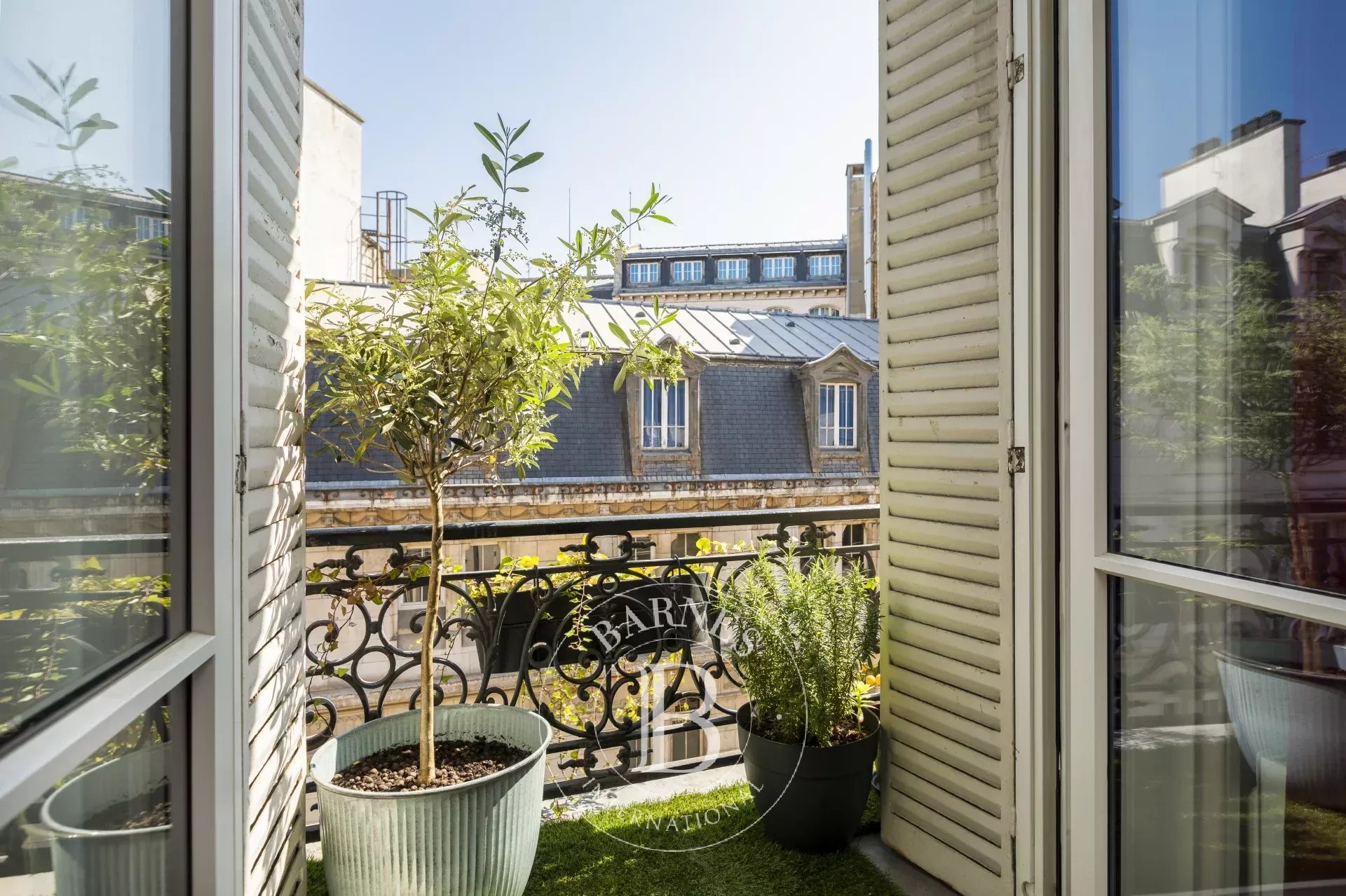 Daire Paris 8ème - picture 4