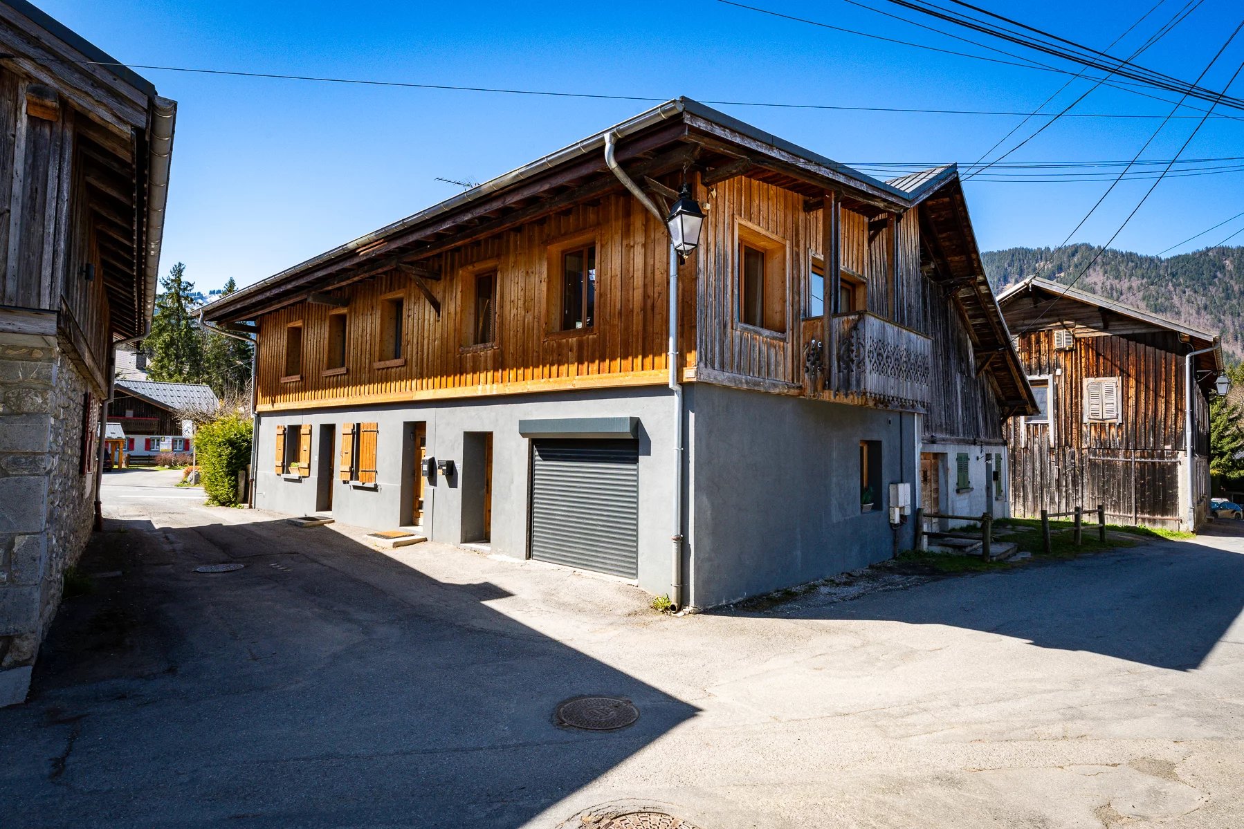 Photo of MORZINE - A fully-renovated, 3-bedroom apartment close to Morzine