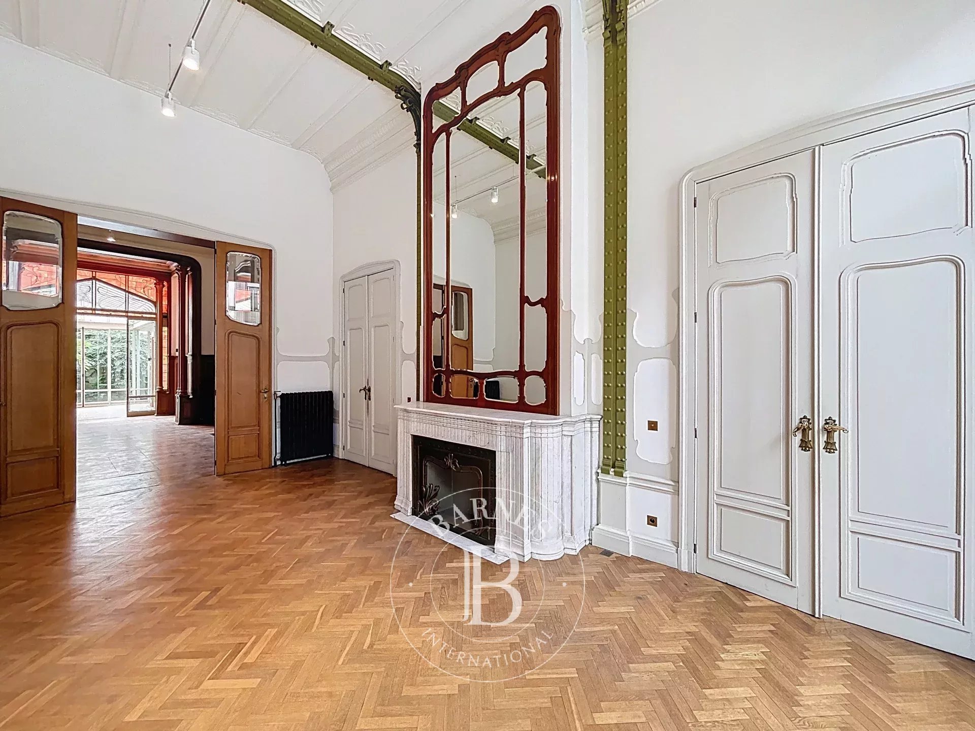 Prestigious office complex in a Victor Horta masterpiece