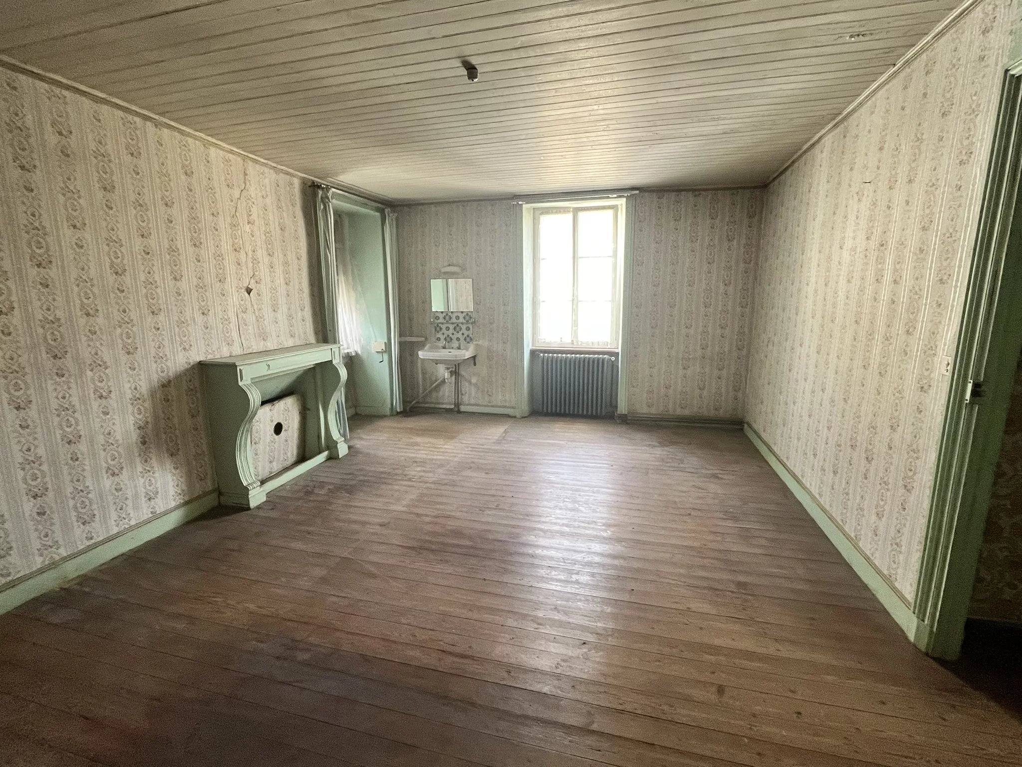 Immeuble de rapport à fort potentiel – Centre-bourg de Plouër-sur-Rance