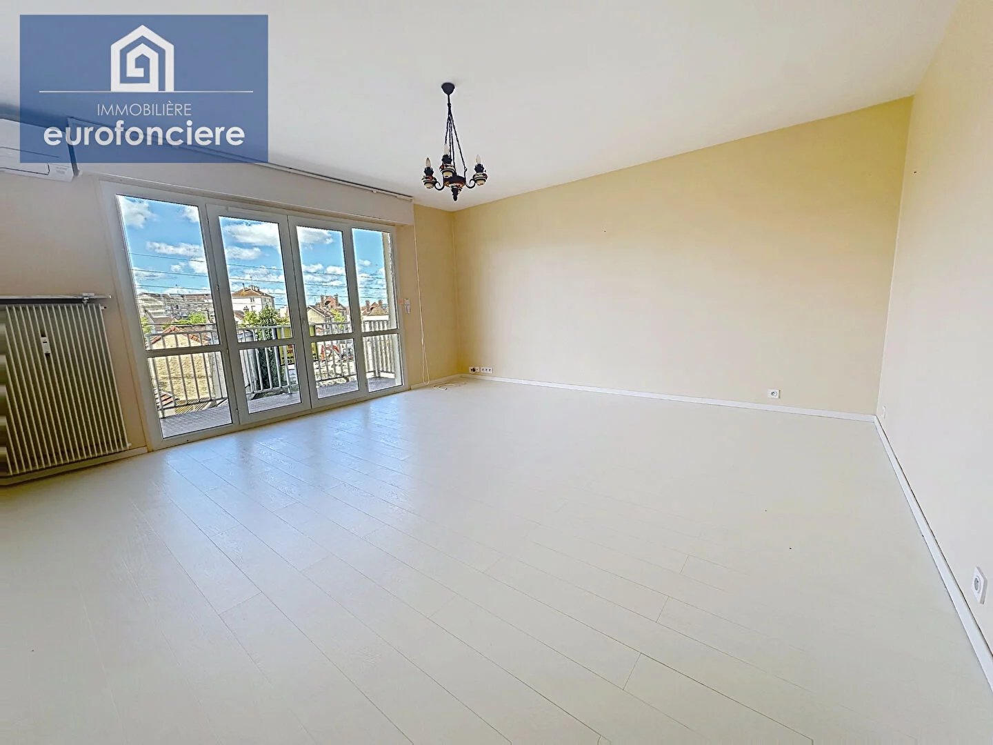 Appartement Troyes 2 pièce(s) 65 m2
