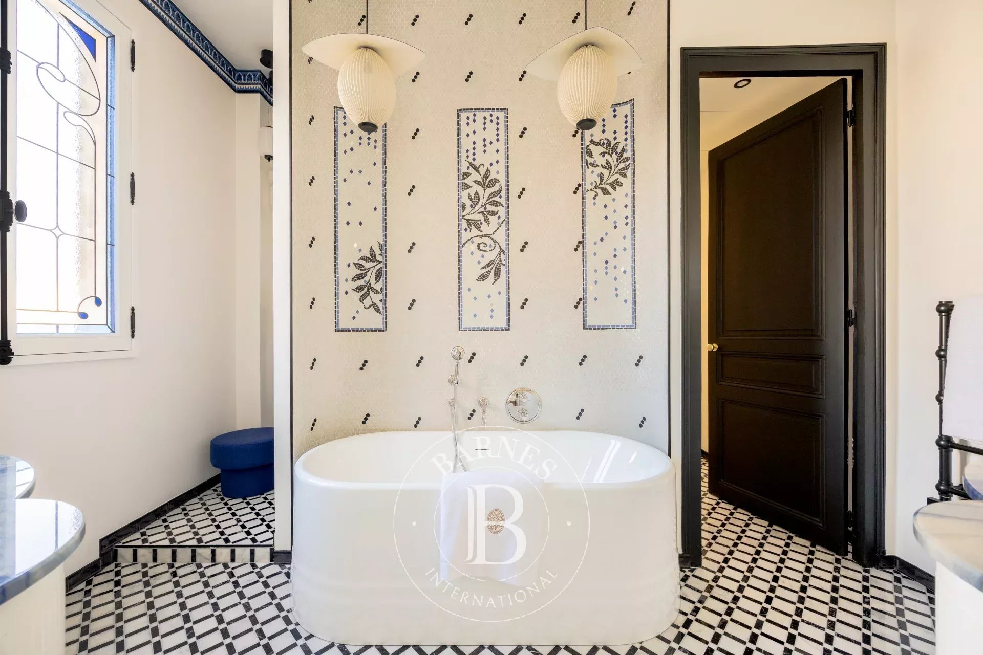 Paris  - Apartment 4 Bedrooms - picture 16