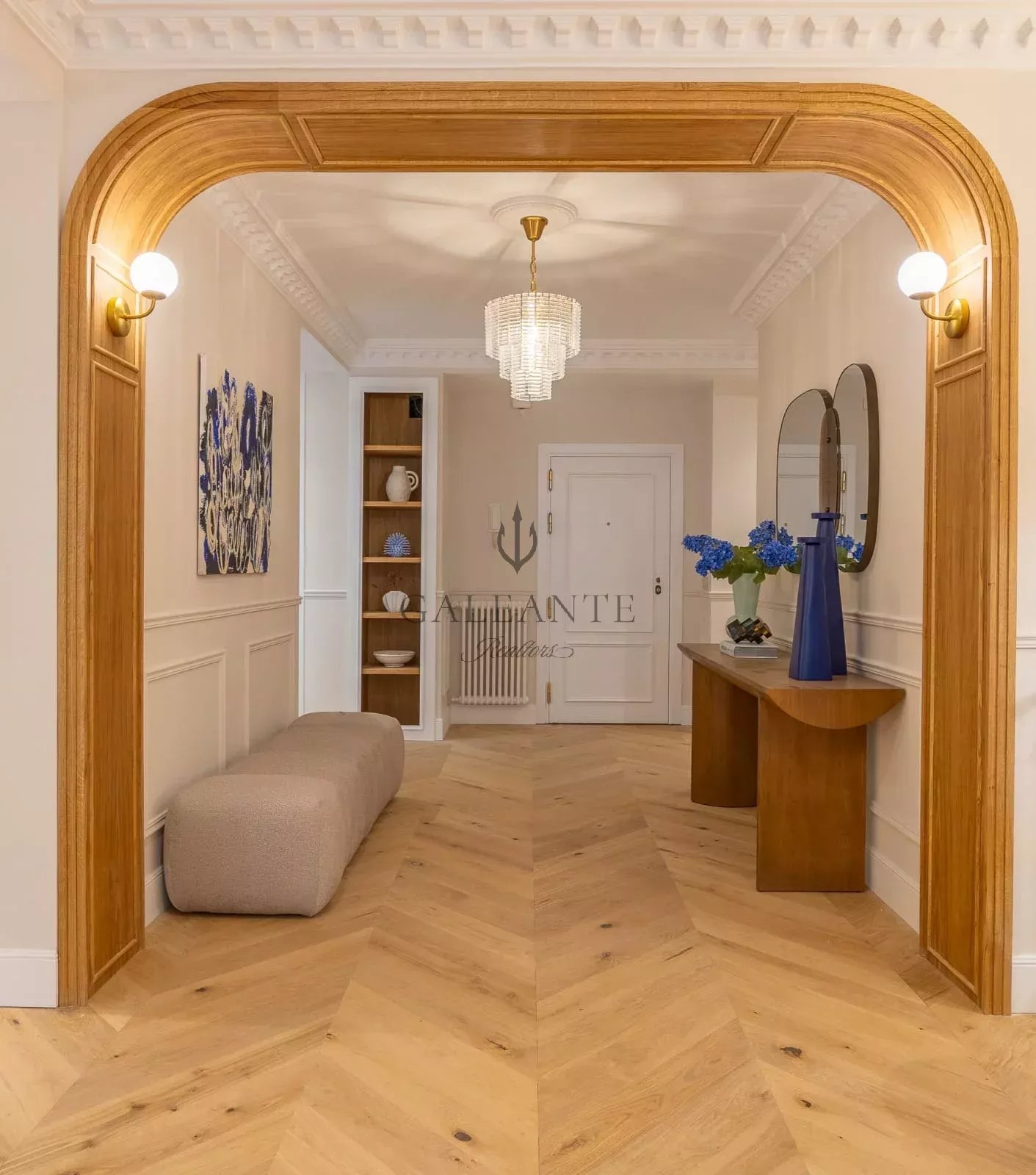 Light-filled Residence with Terrasse in Ayala - Image 8