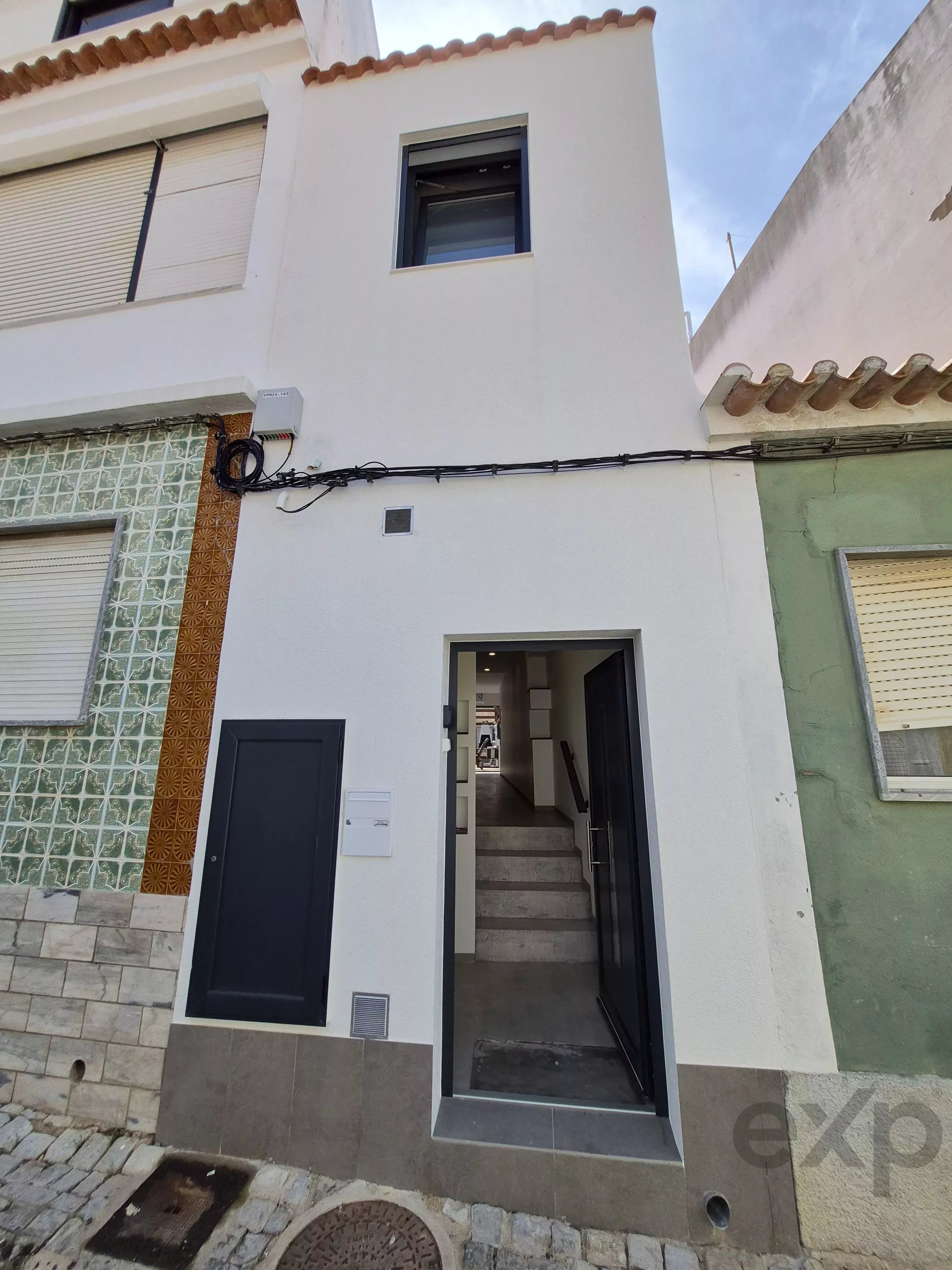 New house, 2 bedrooms, large patio, Alvor center 87107231 image 17