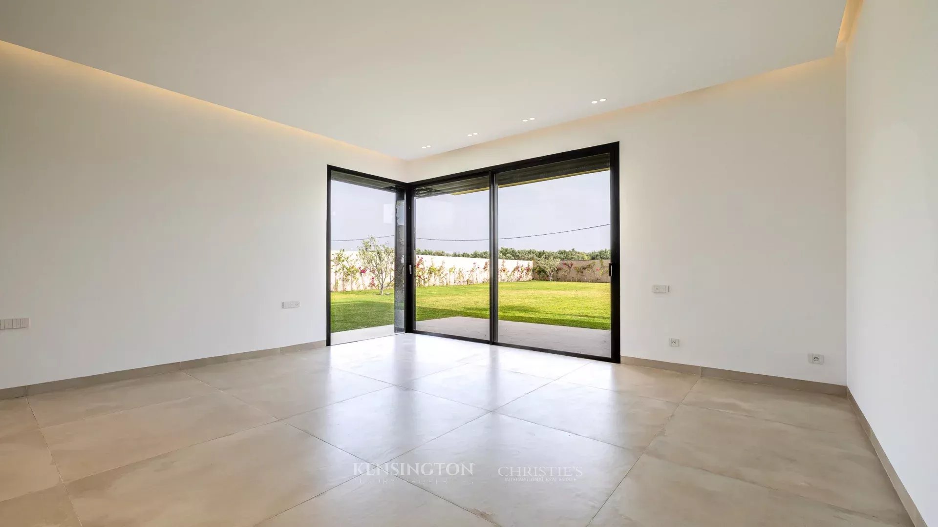 4 Bedroom Villa/Townhouse's Image 28