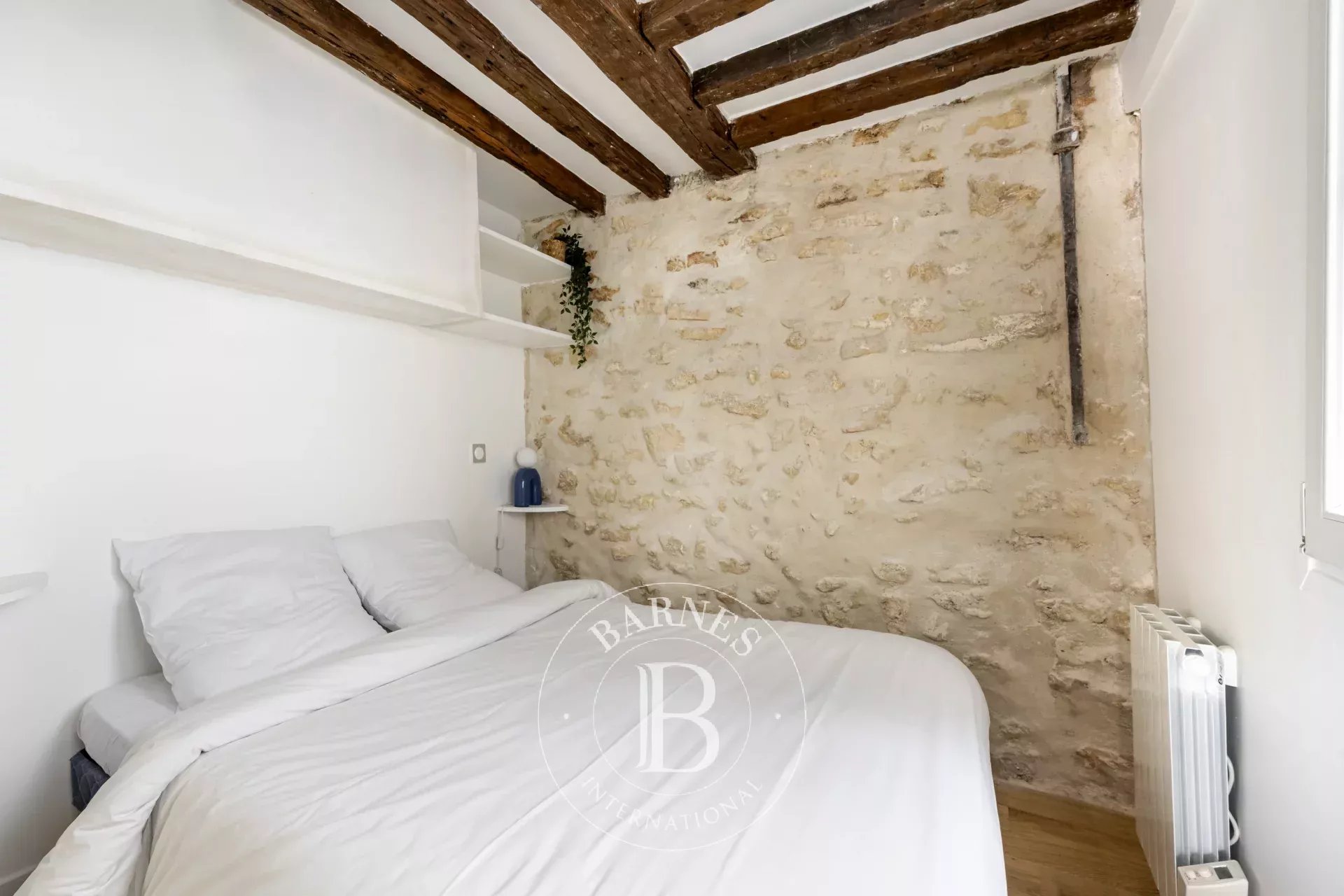 Daire Paris 3ème - picture 9