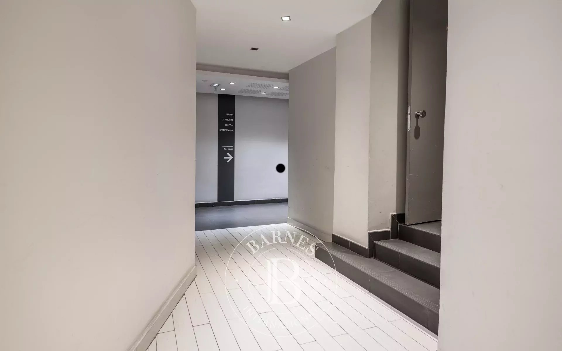 Daire Paris 18ème - picture 19