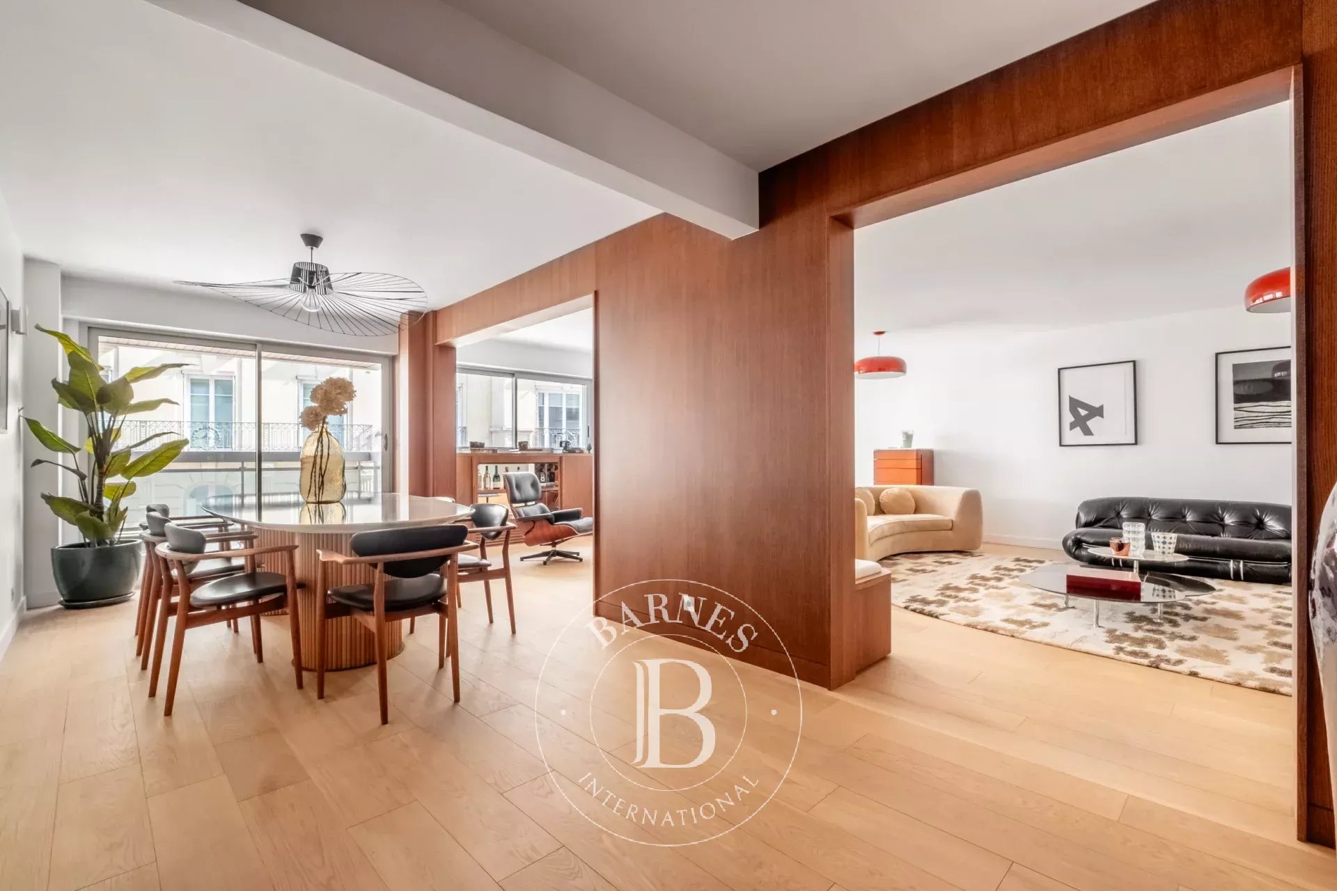 Apartment Paris 75007  -  ref 86874107 (picture 1)