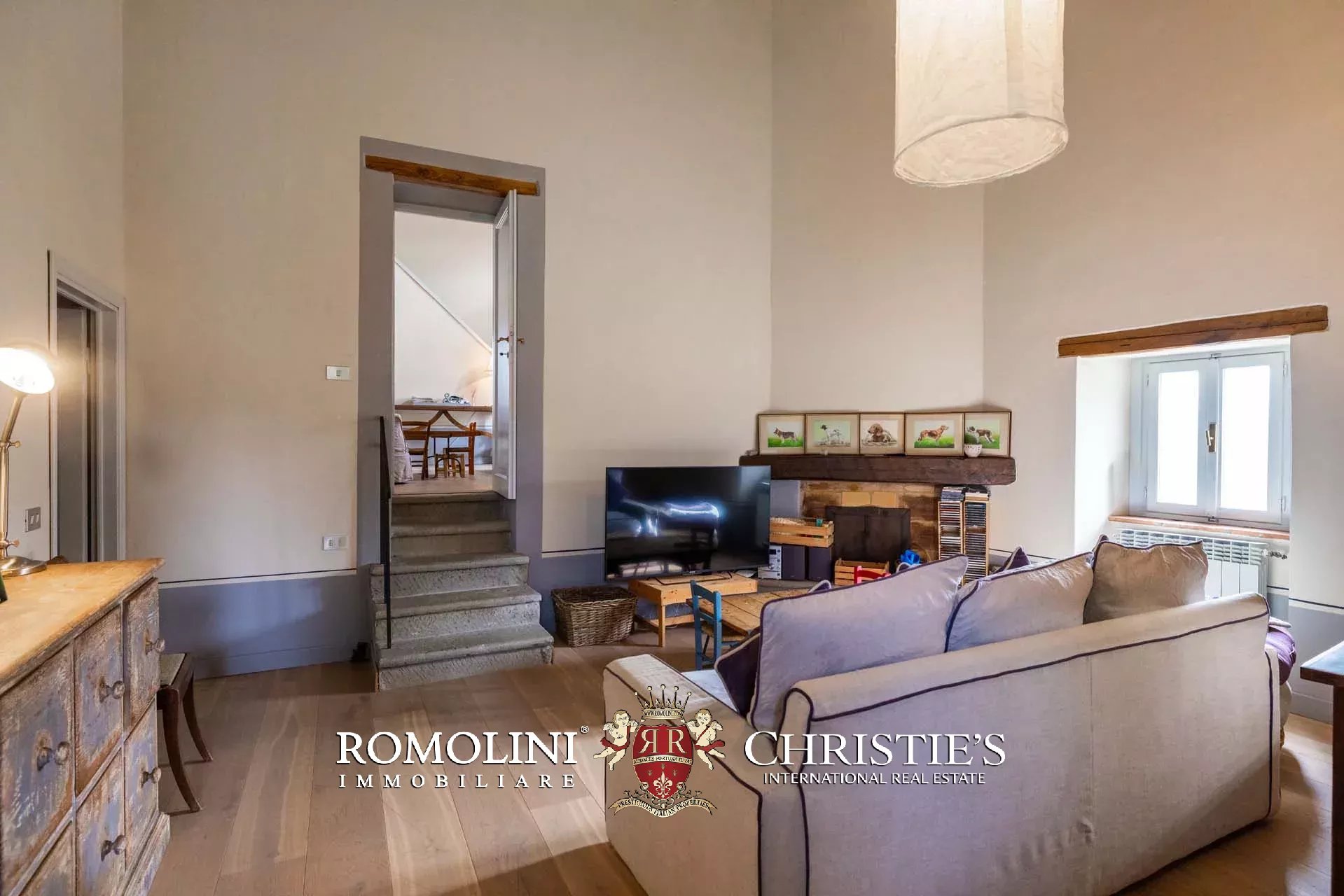 5 Bedroom Villa/Townhouse's Image 24