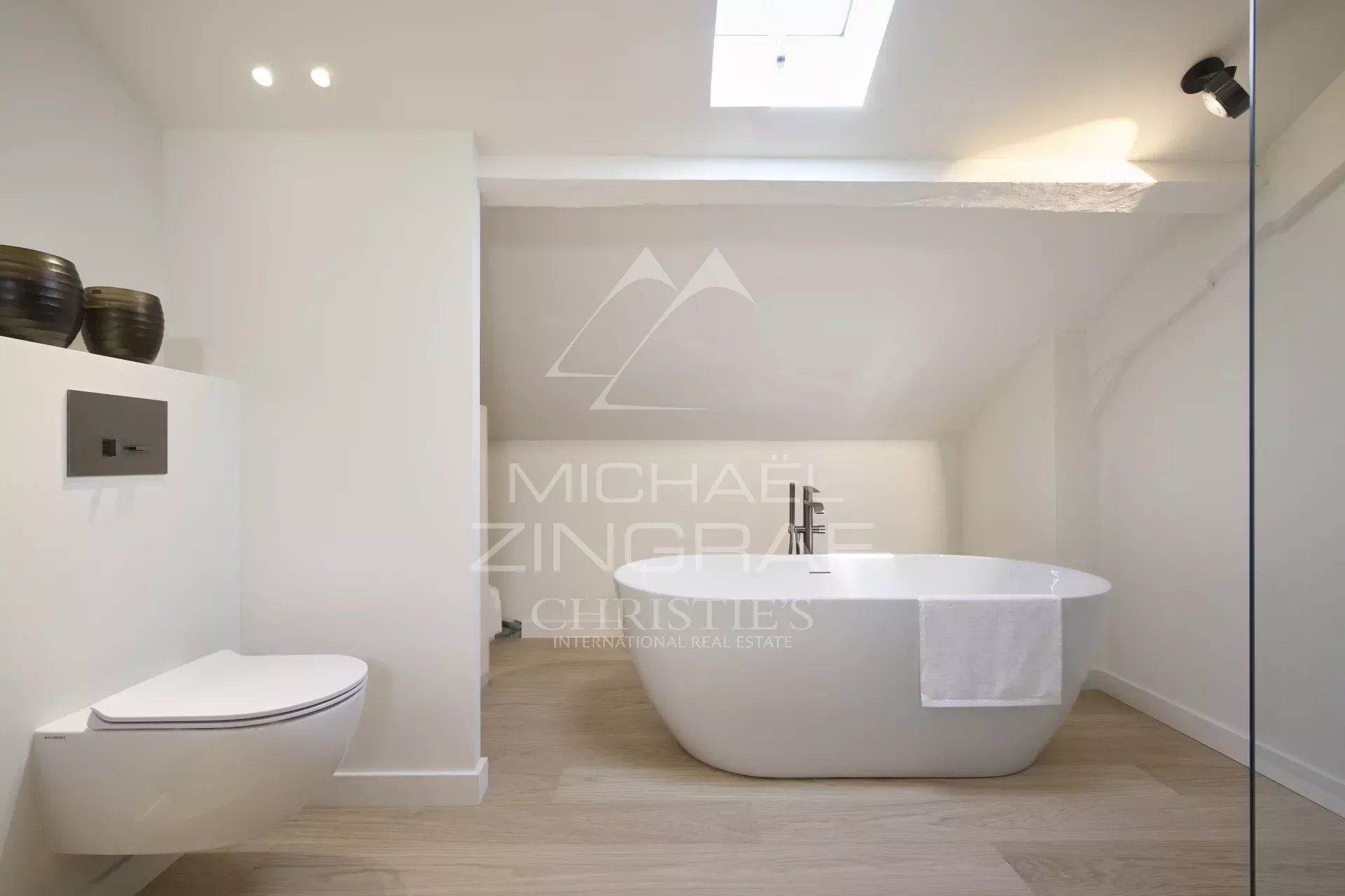 3 Bedroom Apartment/Flat's Image 8