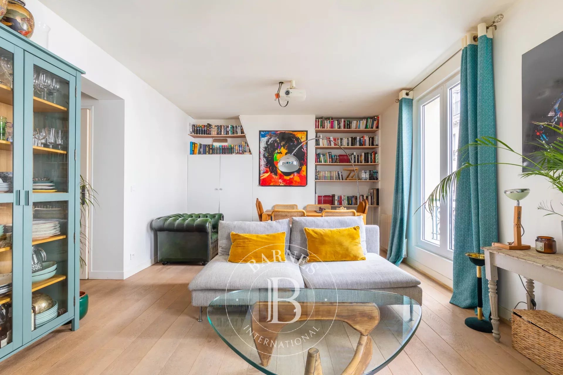 Daire Paris 10ème - picture 5