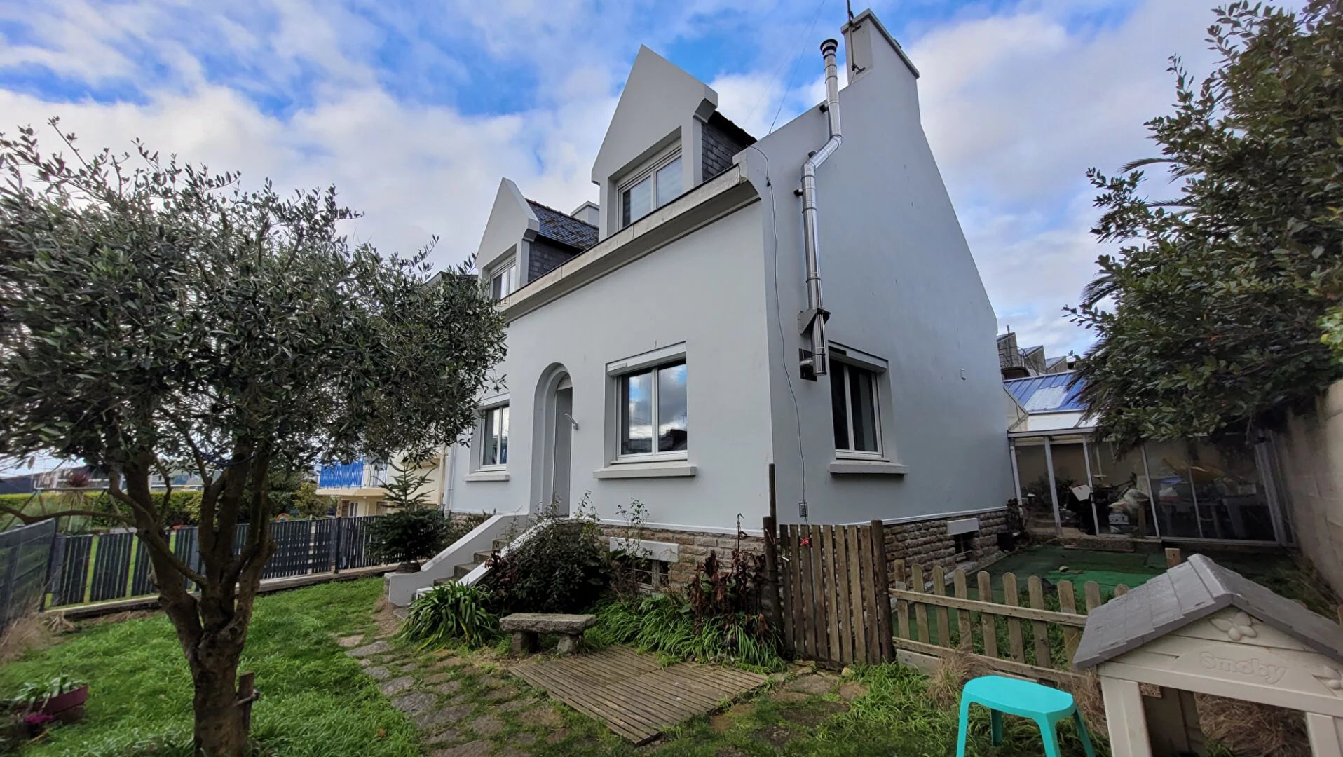 Concarneau  - Maison 5 pièces 115.12 m², rénovée et lumineuse sur 380 m² de terrain environ