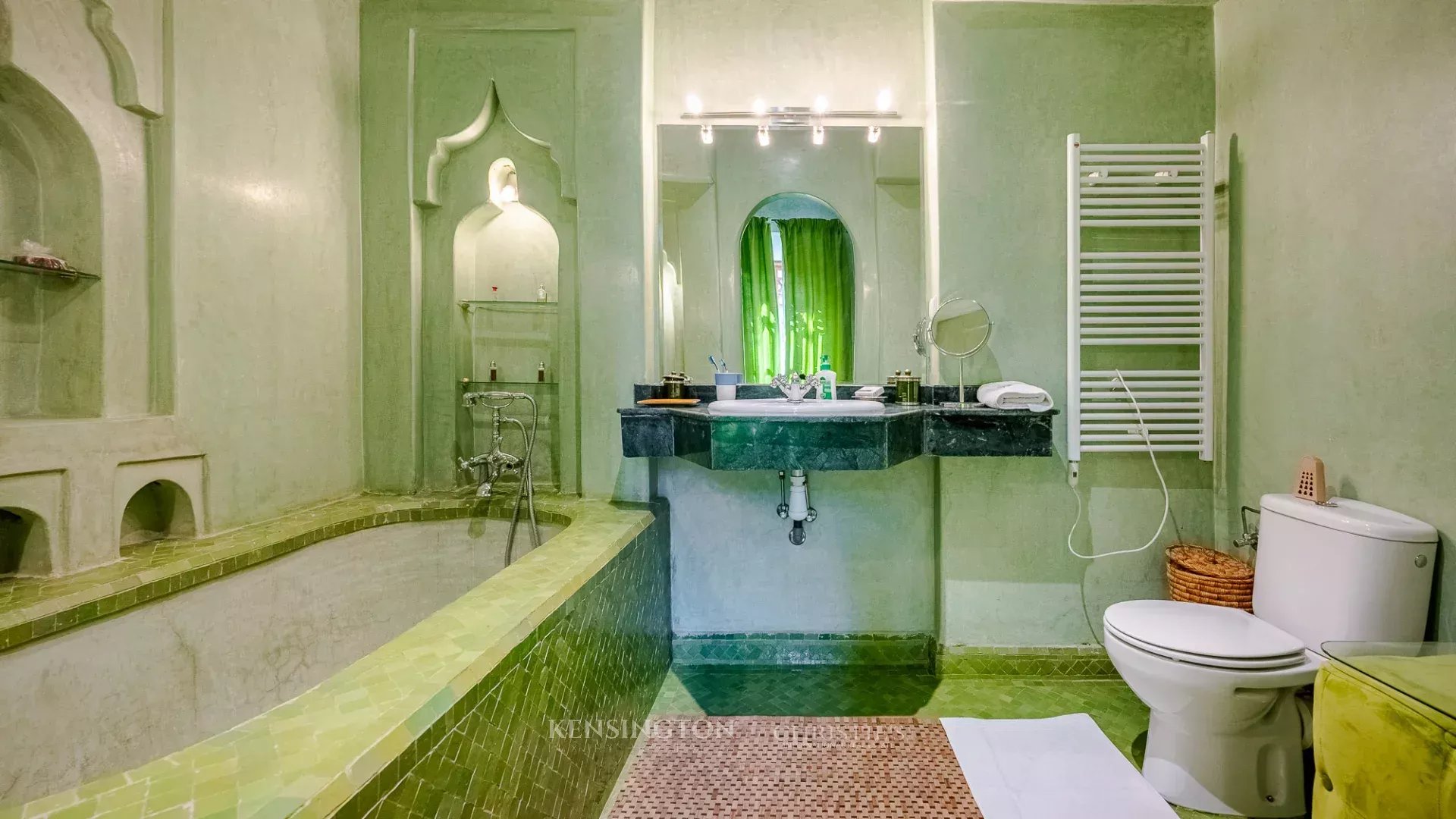 4 Bedroom Villa/Townhouse's Image 41