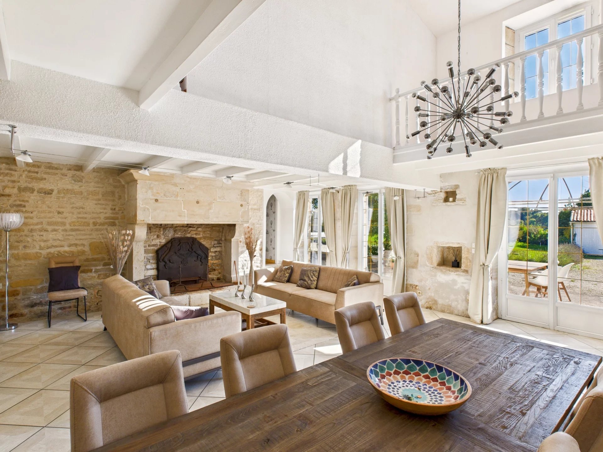 House in Villefagnan - Image 3