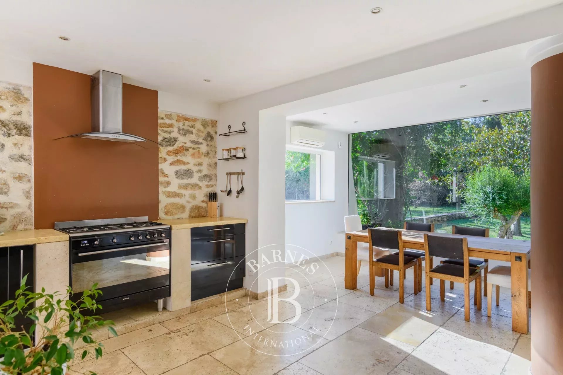 Ev Ollioules - picture 6