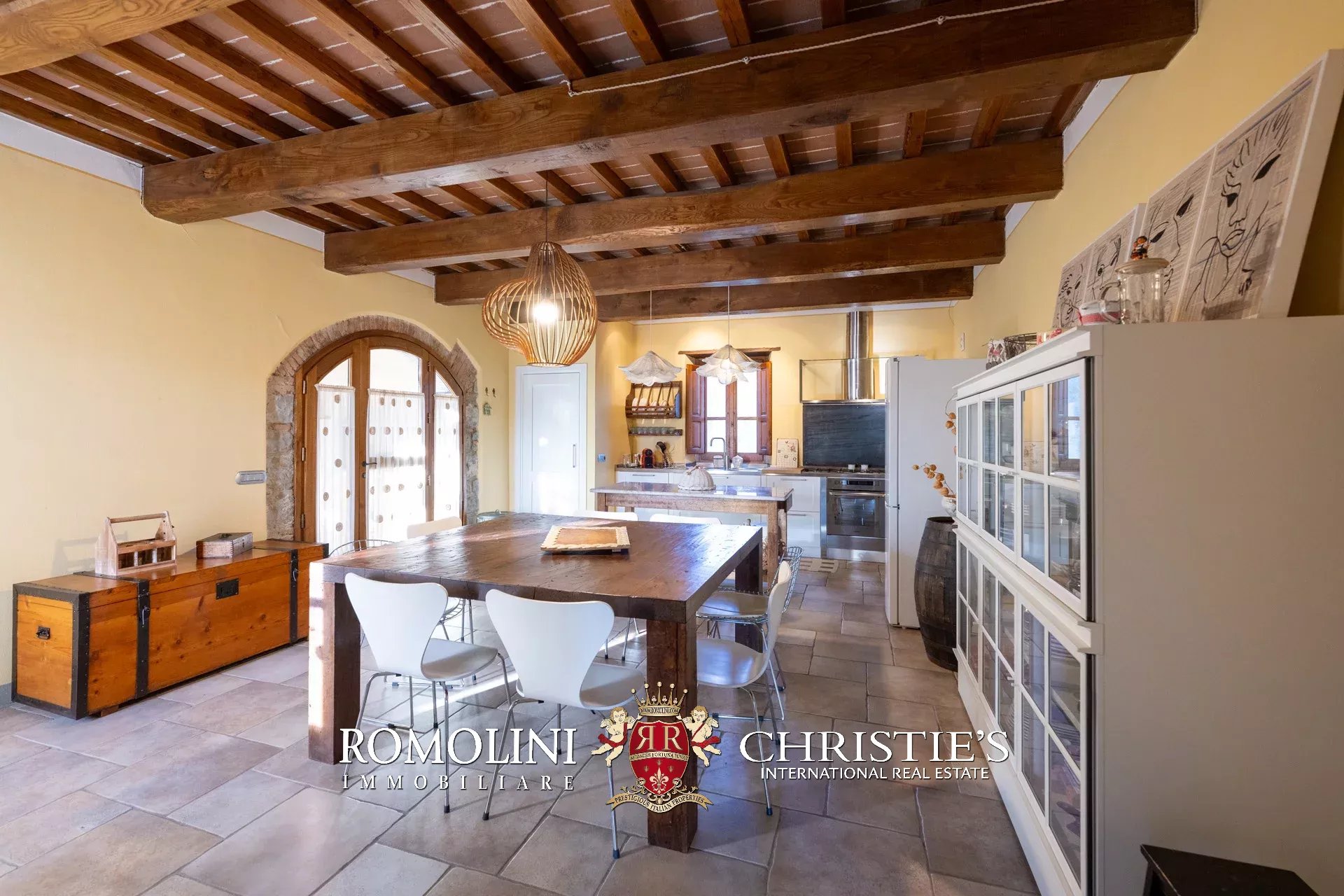 4 Bedroom Villa/Townhouse's Image 19