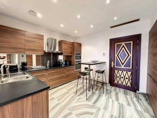 Elegant 3-Bedroom Luxury Apartment Cannes | Legacy Estate near Croisette — photo 5