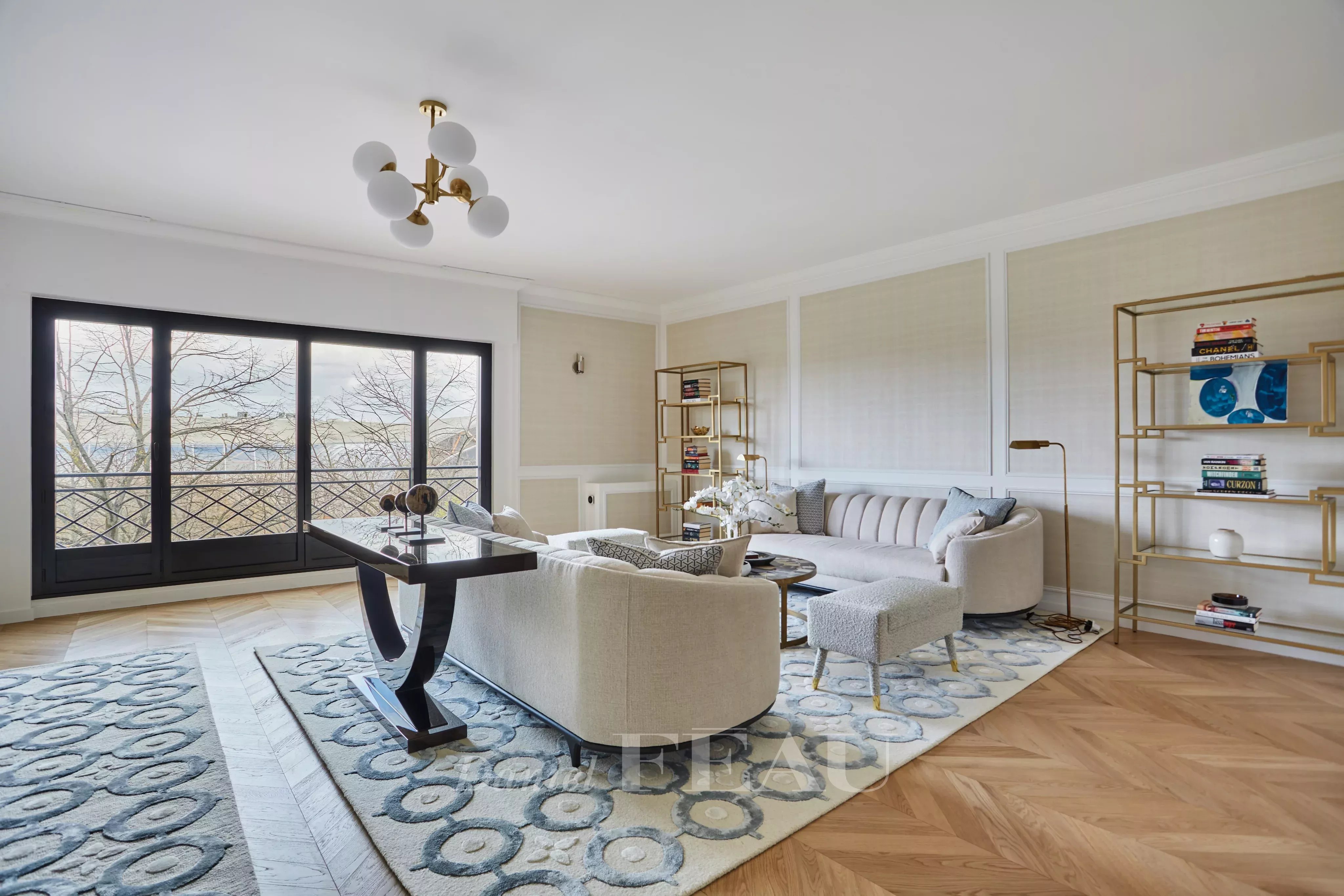 Paris 7th District – An exceptional 4-bed apartment enjoying superb views