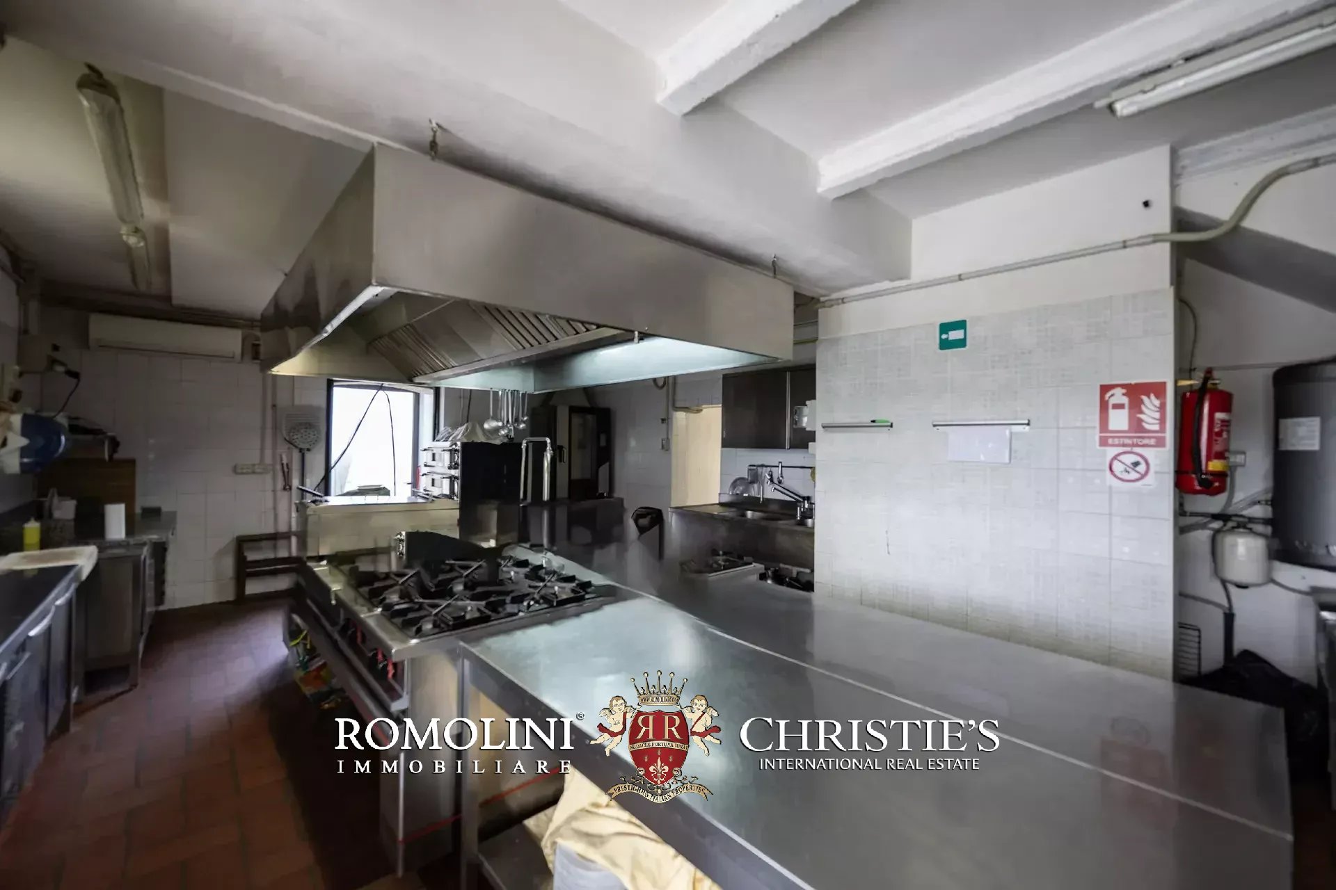 14 Bedroom Villa/Townhouse's Image 85
