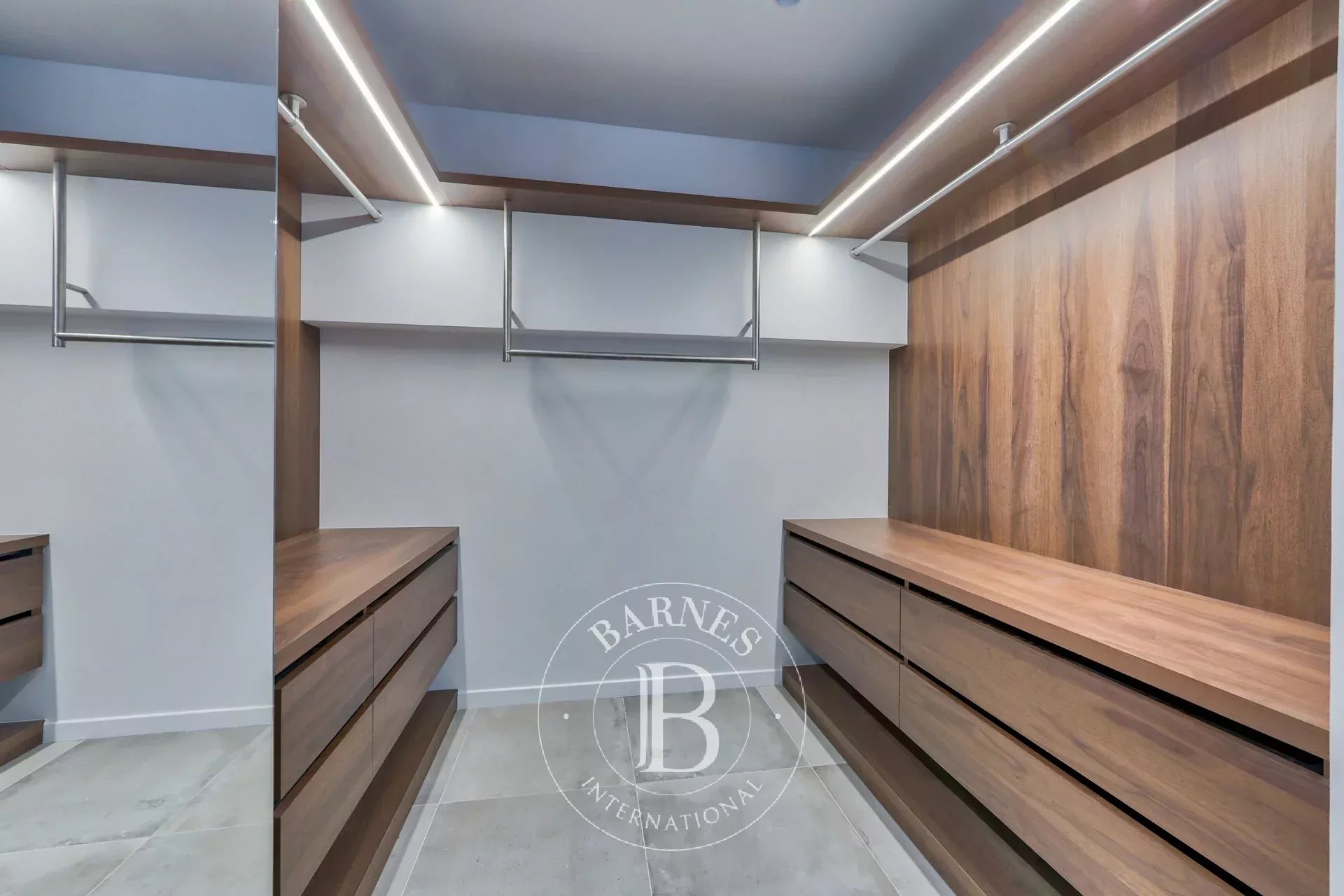 Daire Paris 8ème - picture 16