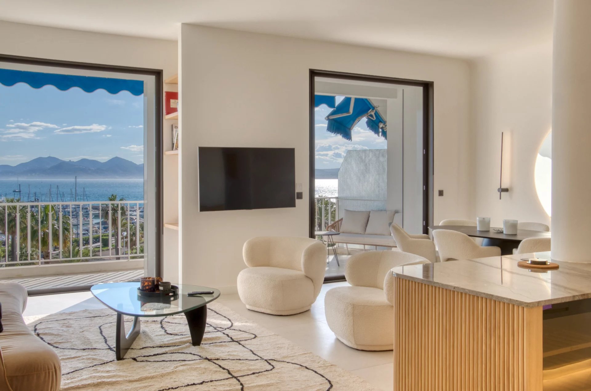 CANNES CROISETTE 4 Pièces vue mer panoramique