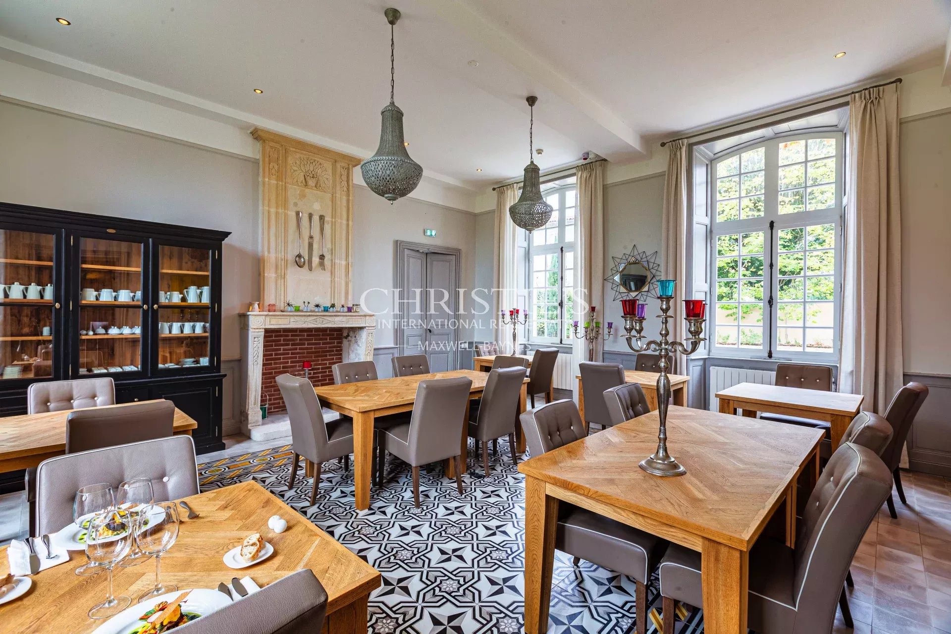 11 Bedroom Chateau's Image 19