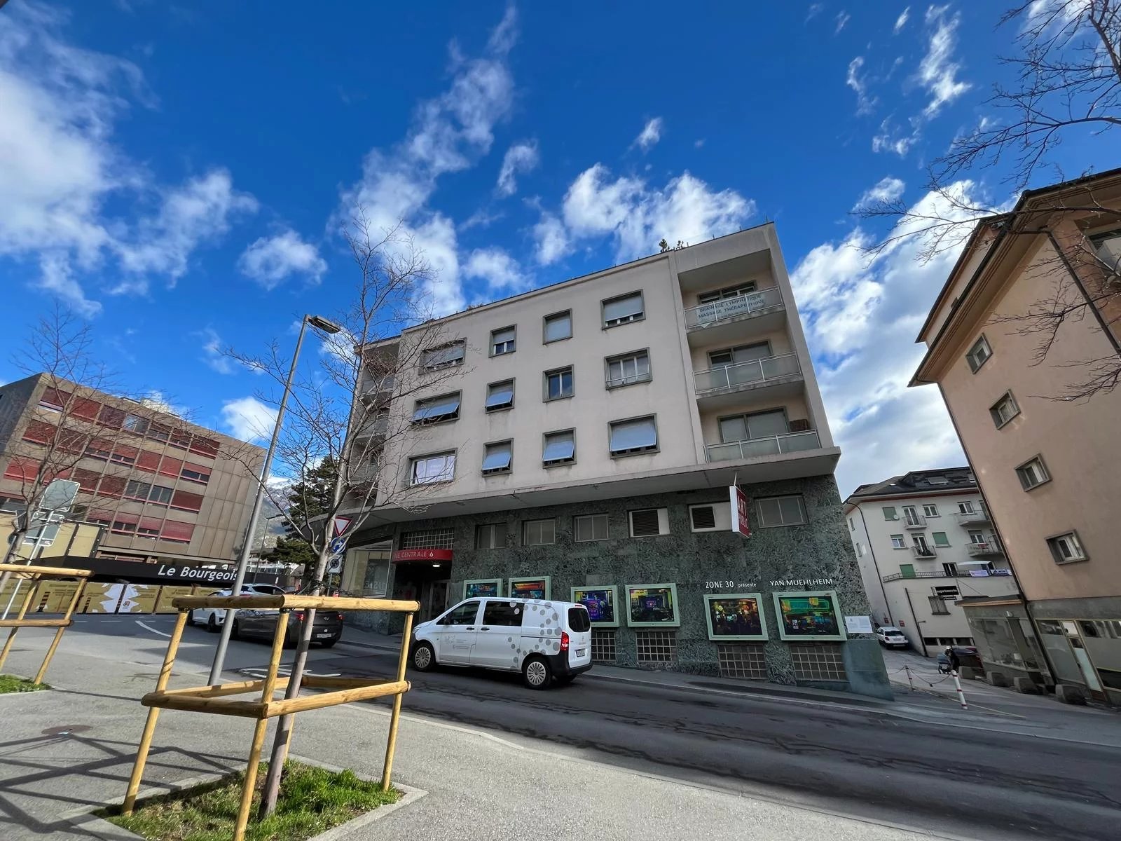 Appartement de 4 1/2 pièces au centre de Sierre - Photo 2