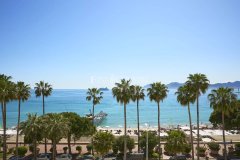 Luxury Apartment for Sale in Cannes | Croisette Family Estate — photo 2 of 7