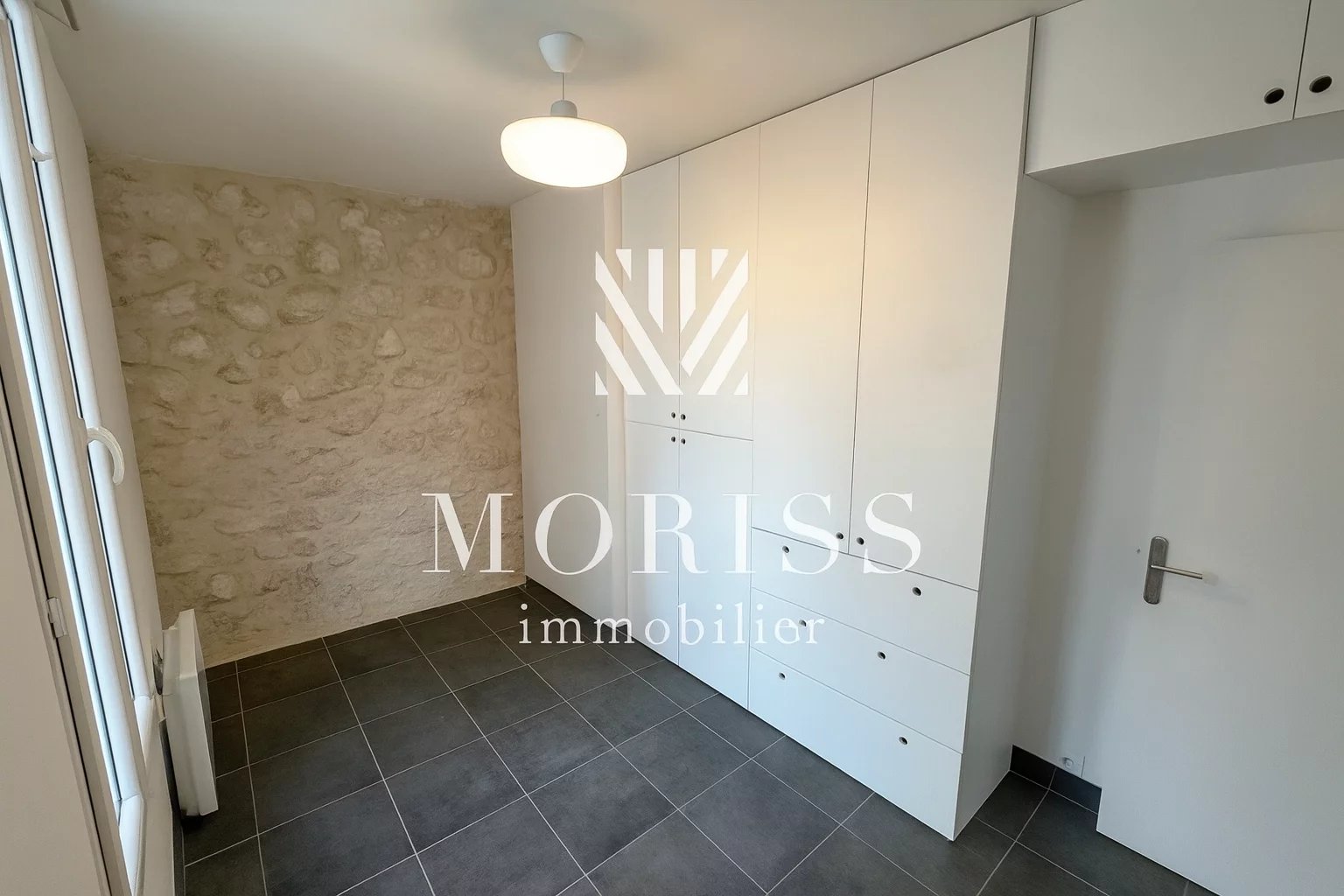 JOLI 2 PIÈCES LUMINEUX / RUE VILLA BIRON / PUCES DE SAINT-OUEN 9 - Image Array