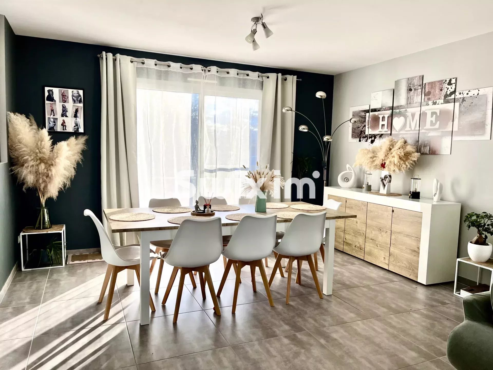 Agence immobilière de 