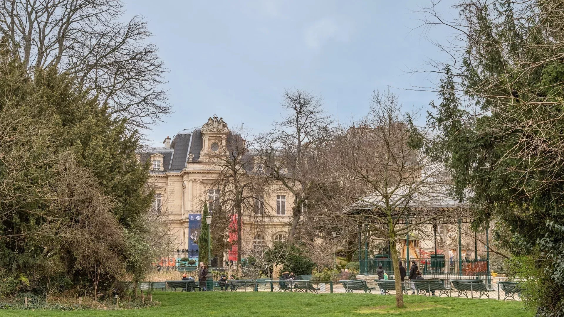 Paris 3e - SQUARE DU TEMPLE 