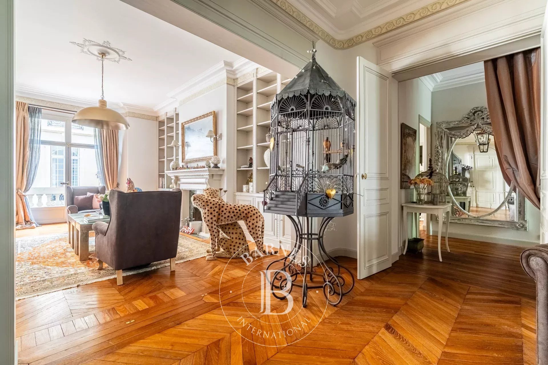Paris 16 - Victor Hugo - Dual-aspect 4-bed apartment - picture 14