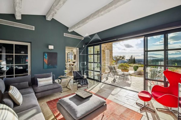 Luxury Stone Bastide for Sale in Fayence | Exclusive Family Estate — photo 7