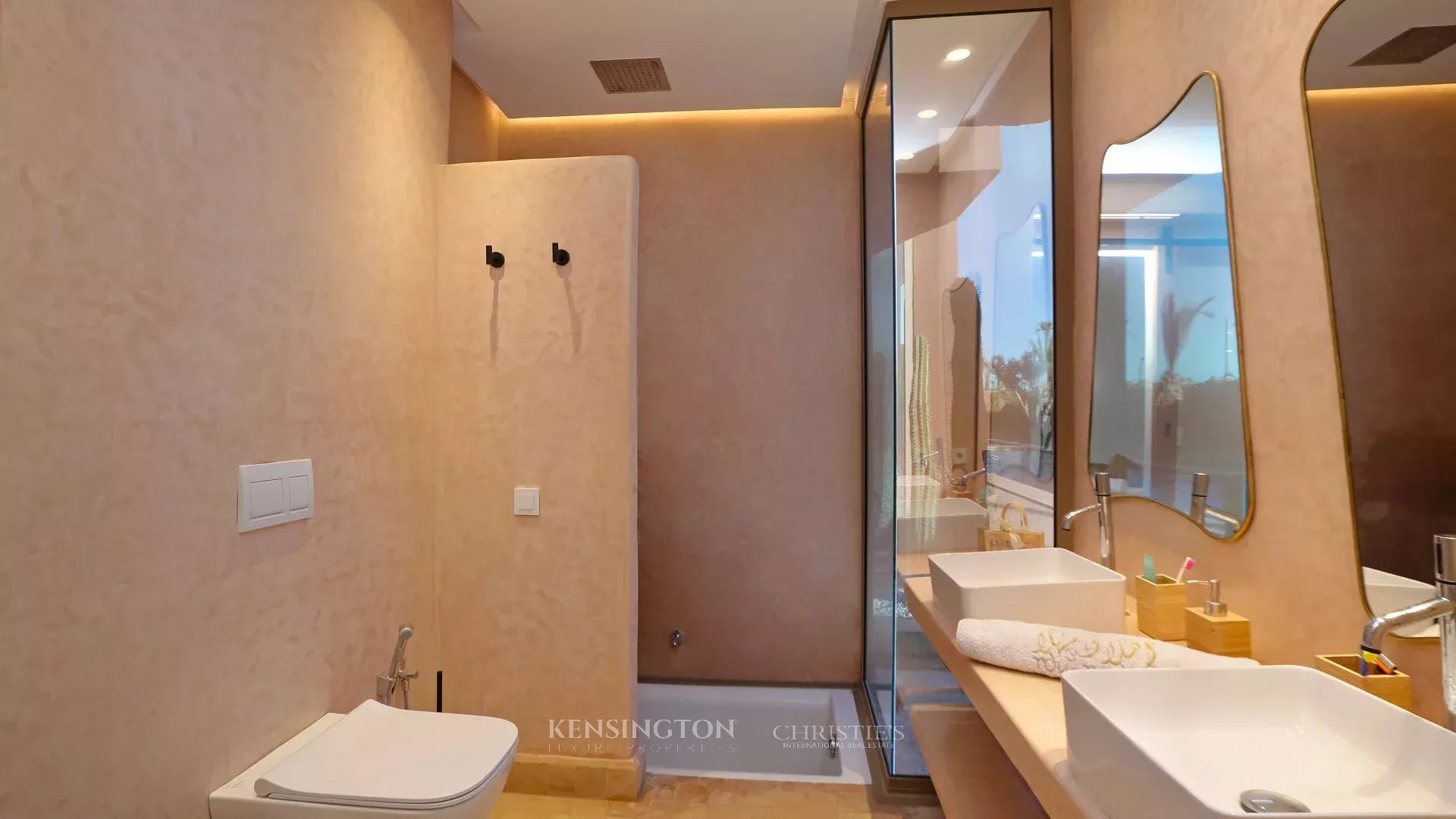 4 Bedroom Villa/Townhouse's Image 26