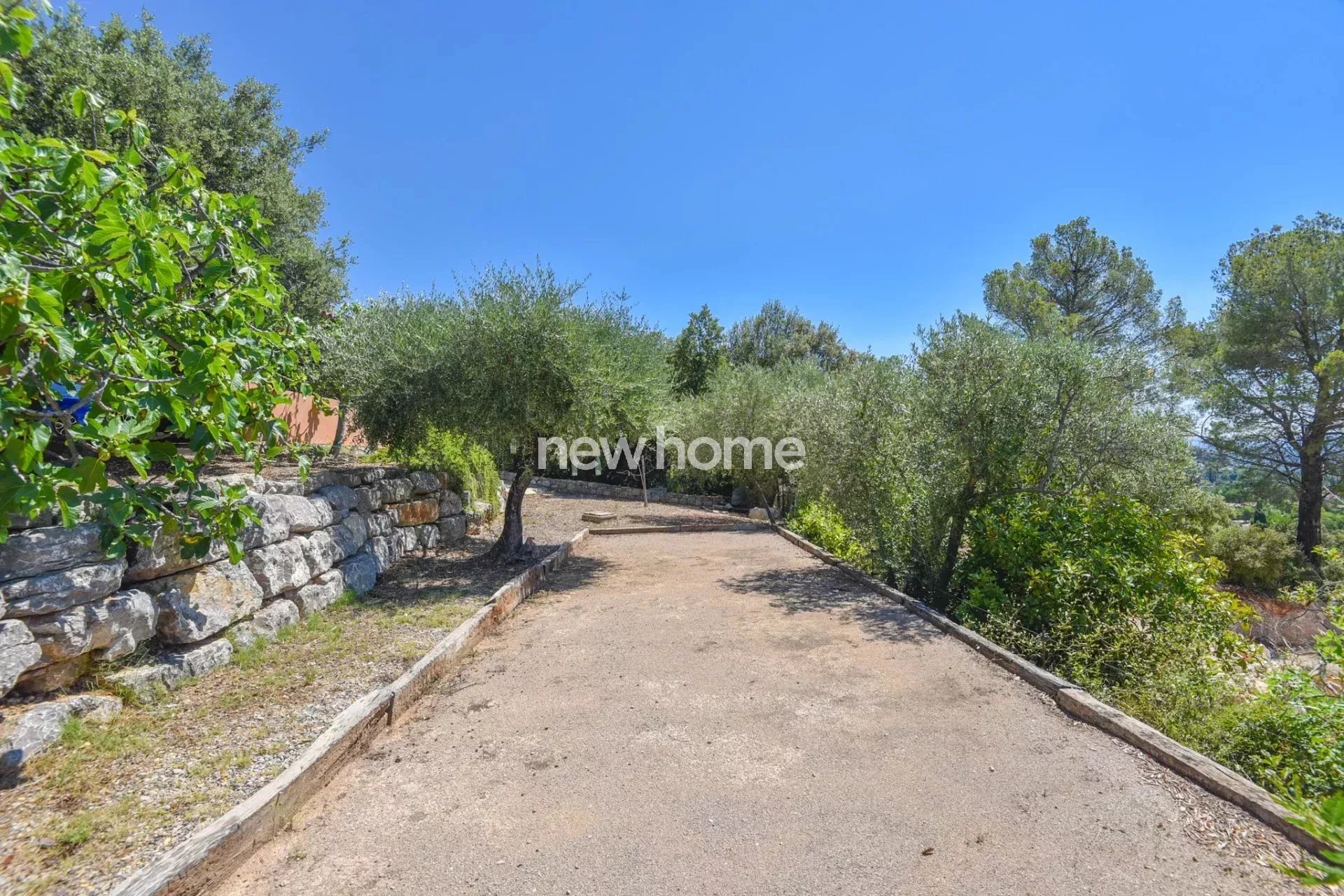 Propriété d'exception à Lorgues avec vue panoramique et appartement indépendant