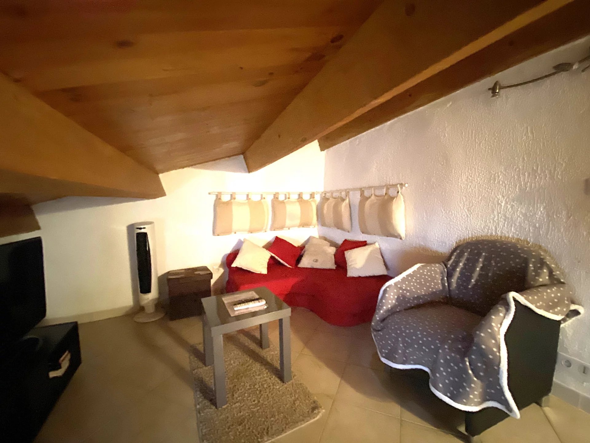 AMPUS CHARMANTE MAISON DE VILLAGE 2/3 PIECES - Photo 4