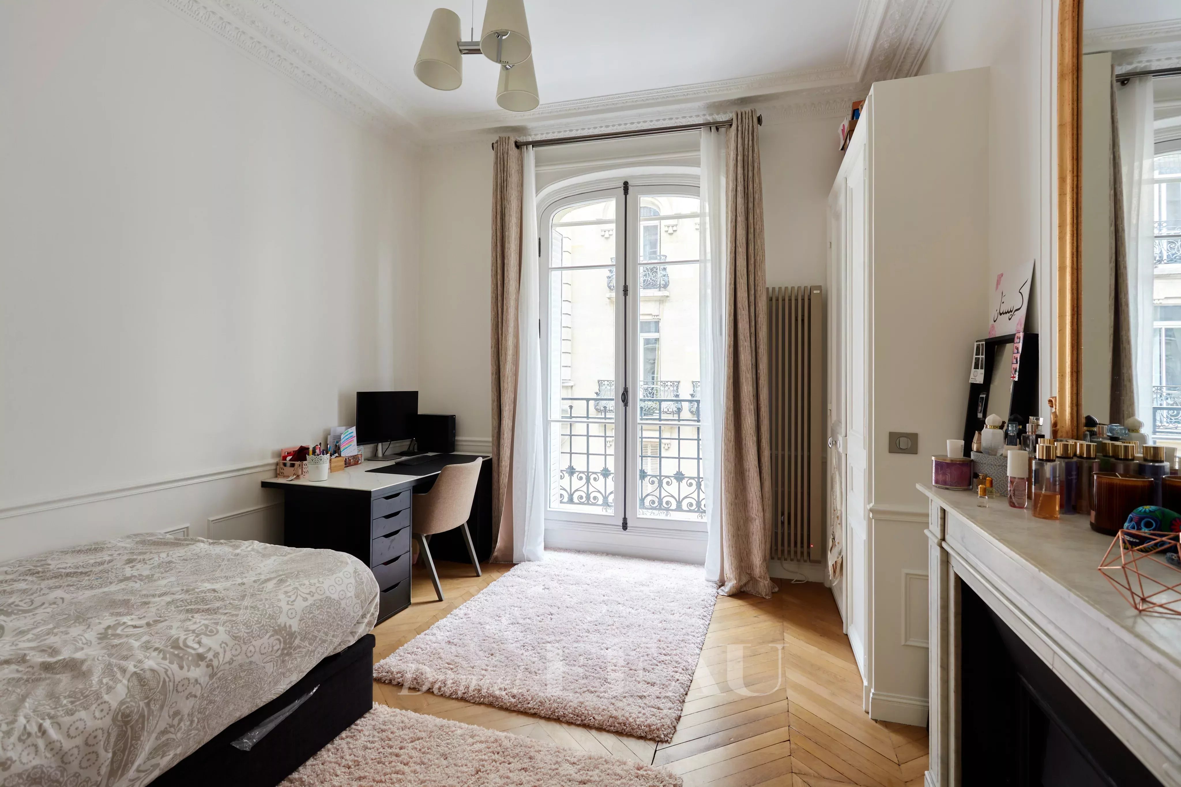 Sale Apartment Paris 16th