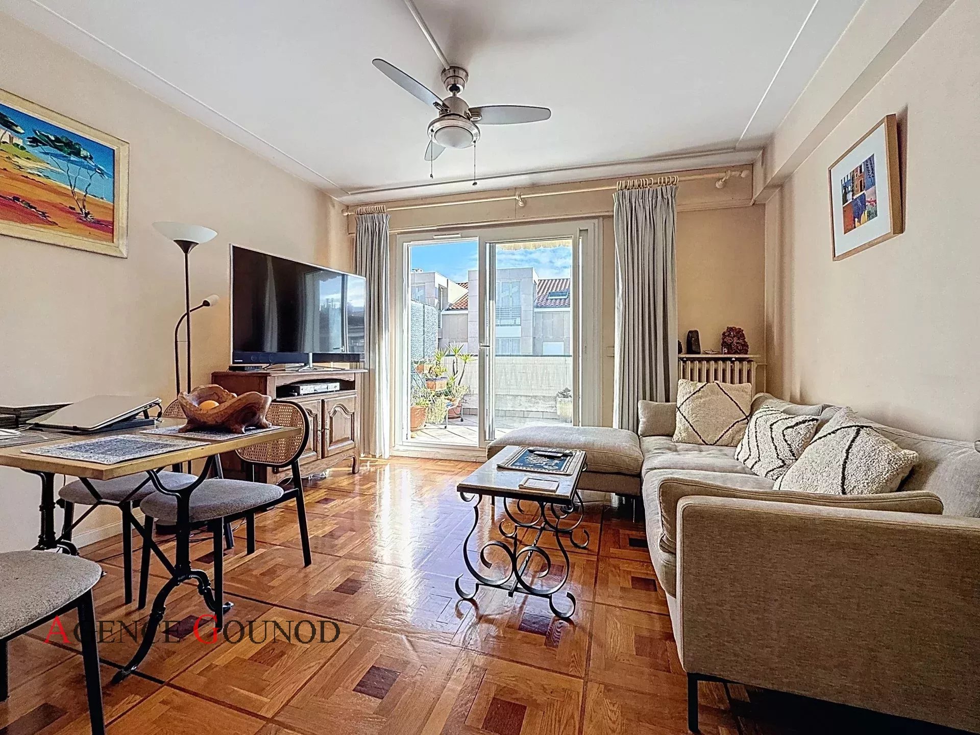 Appartement  - 2 pièces  - 50.0 m2 -