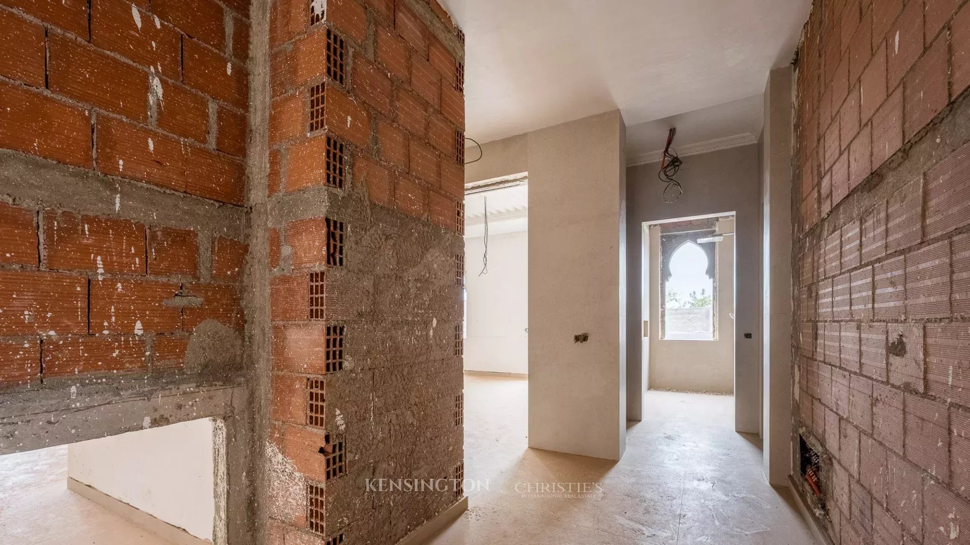 7 Bedroom Villa/Townhouse's Image 32