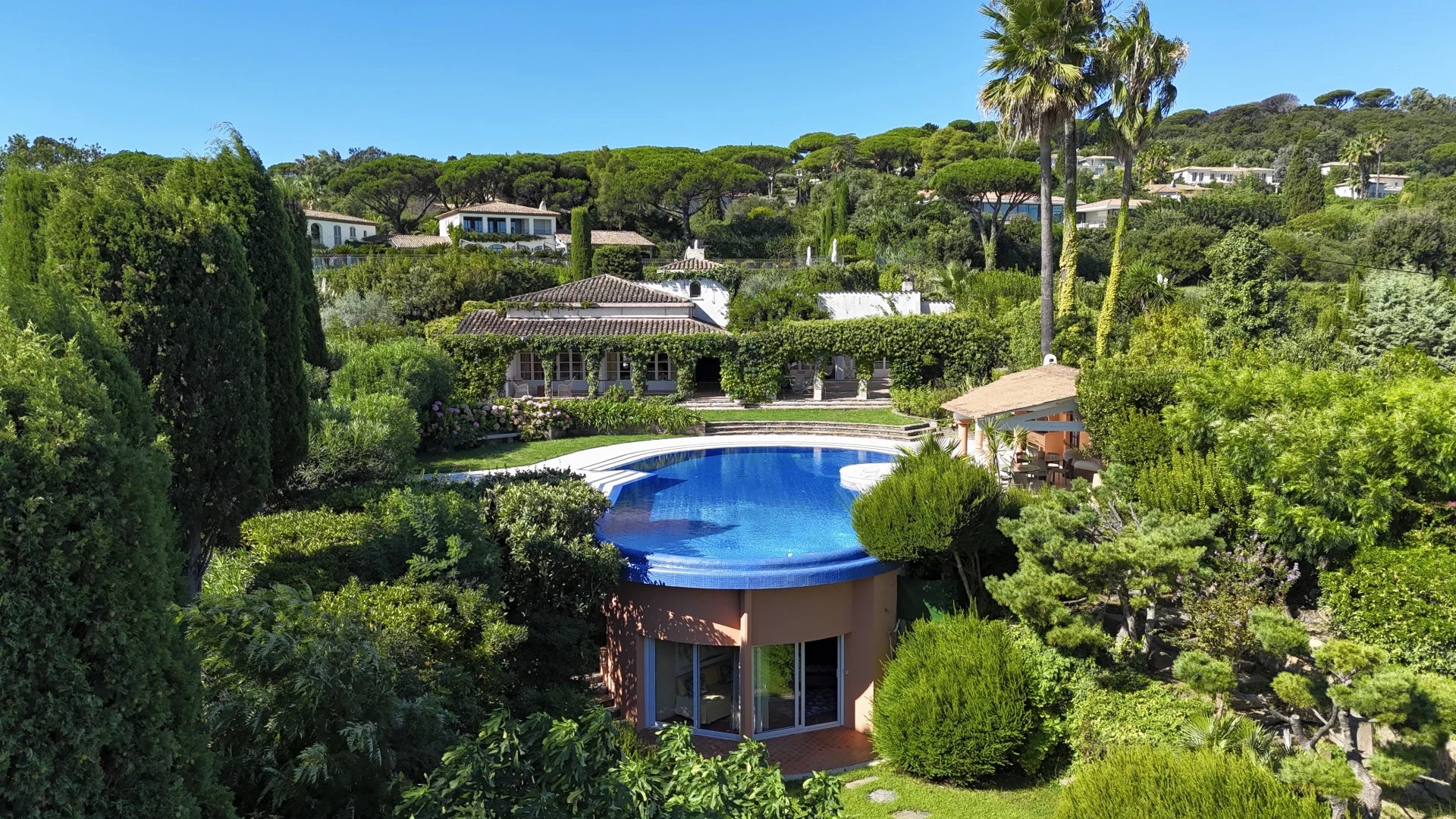 Villa provençale proche du centre de Saint-Tropez et des plages