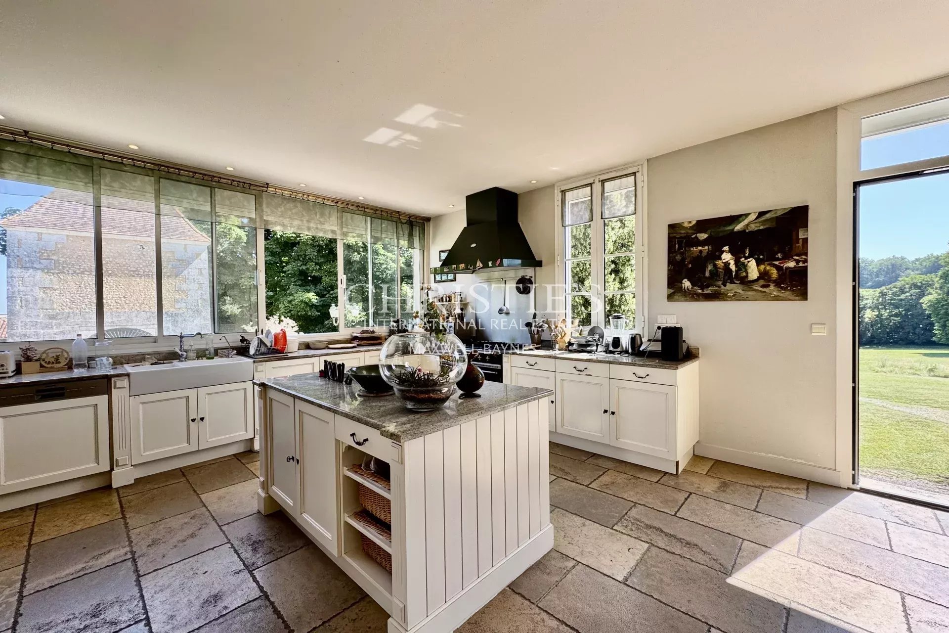 14 Bedroom Villa/Townhouse's Image 19