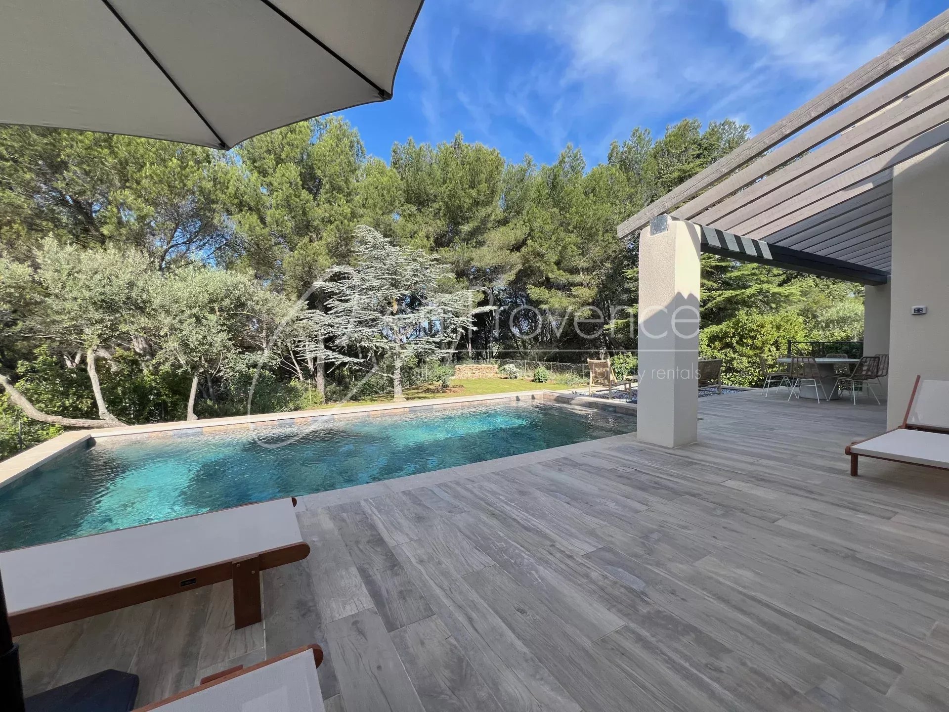 Agence immobilière de 