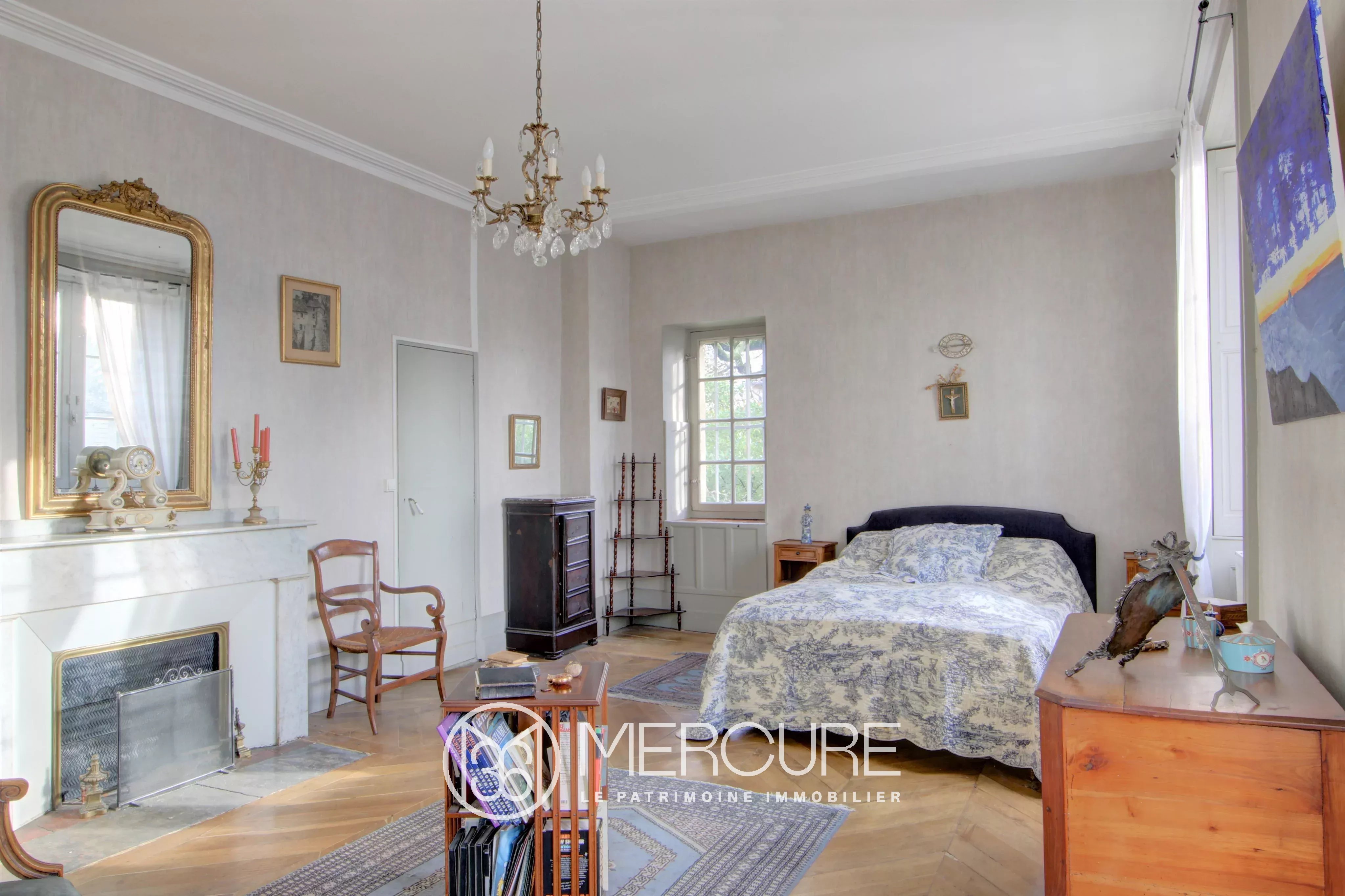 PRESTIGE 6-ROOM APARTMENT – GARDEN - 8143TS