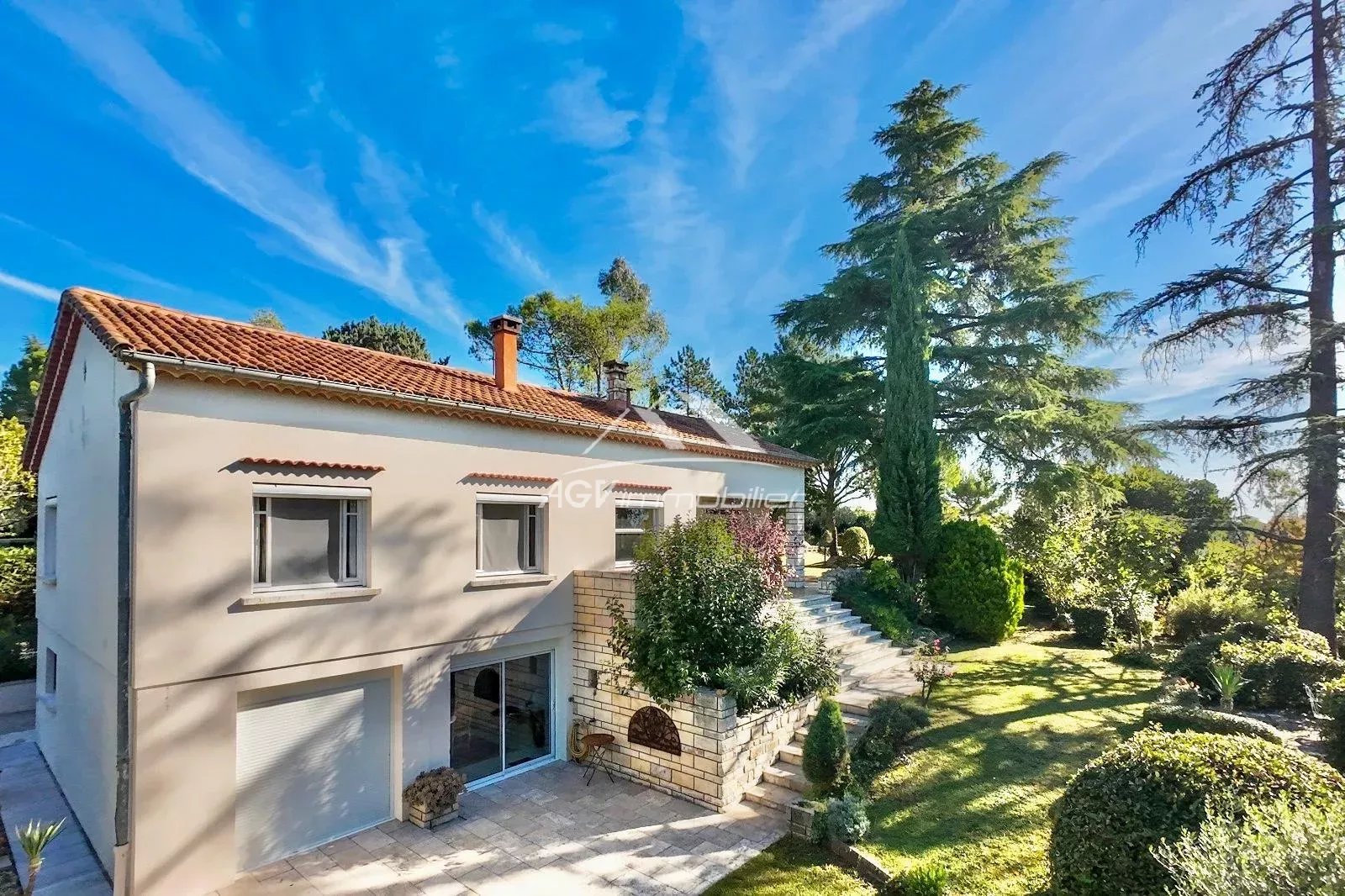 Agence immobilière de AGV IMMOBILIER