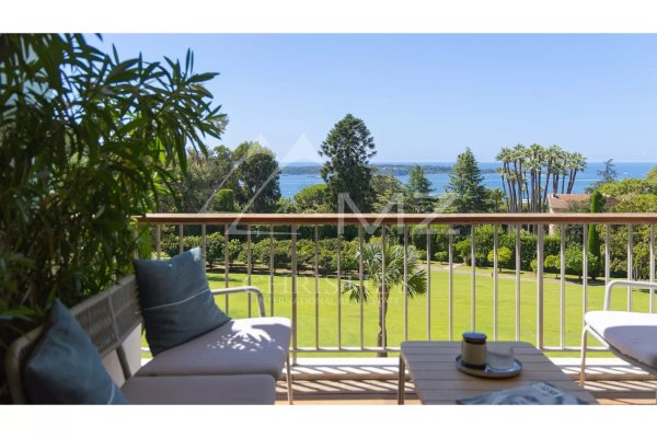 SOLE AGENT: 4 contemporary rooms in a prestigious residence — photo 3
