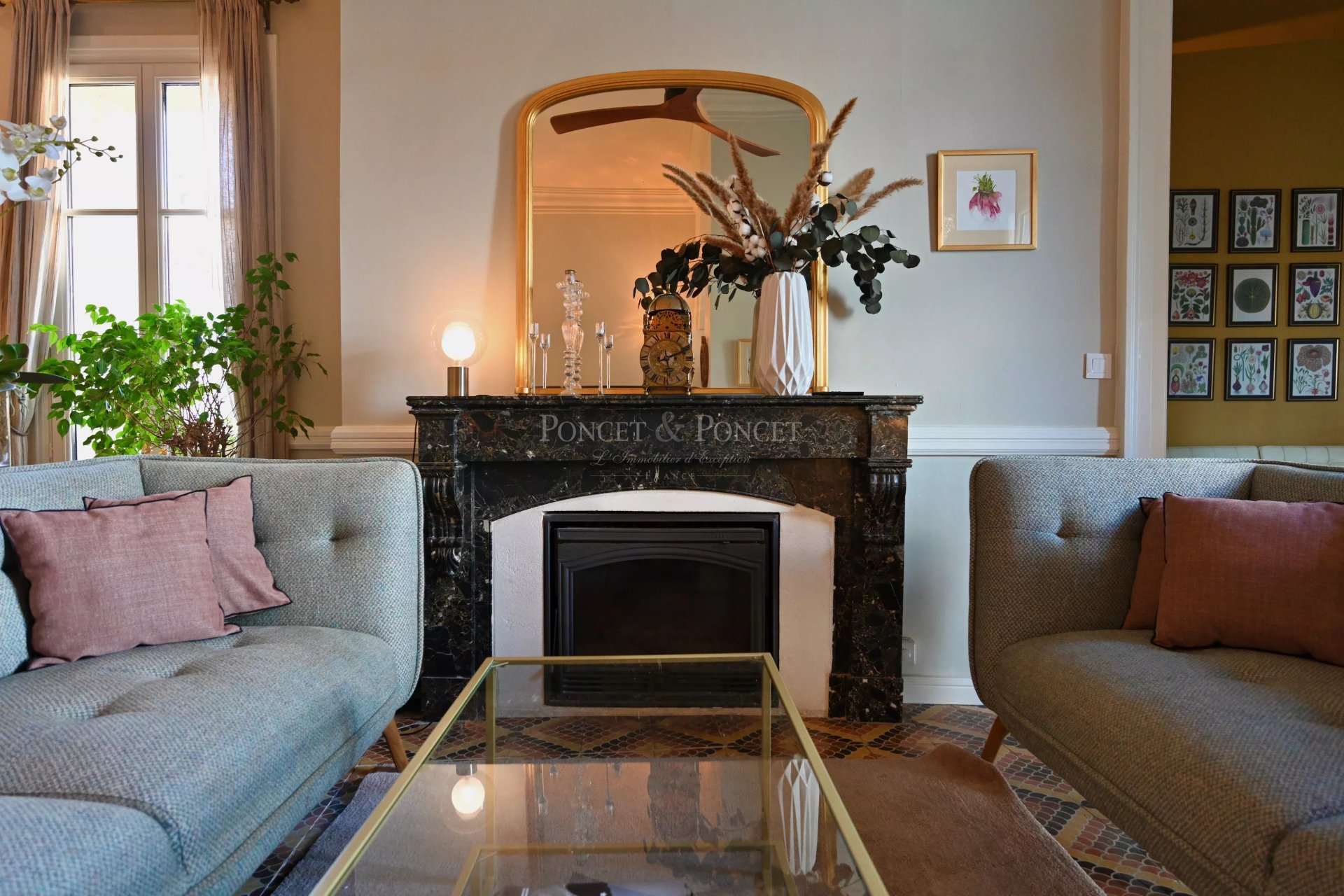 10 Bedroom Villa/Townhouse's Image 8