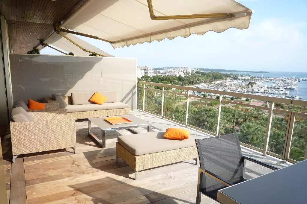 Cannes, appartement avec vue mer panoramique