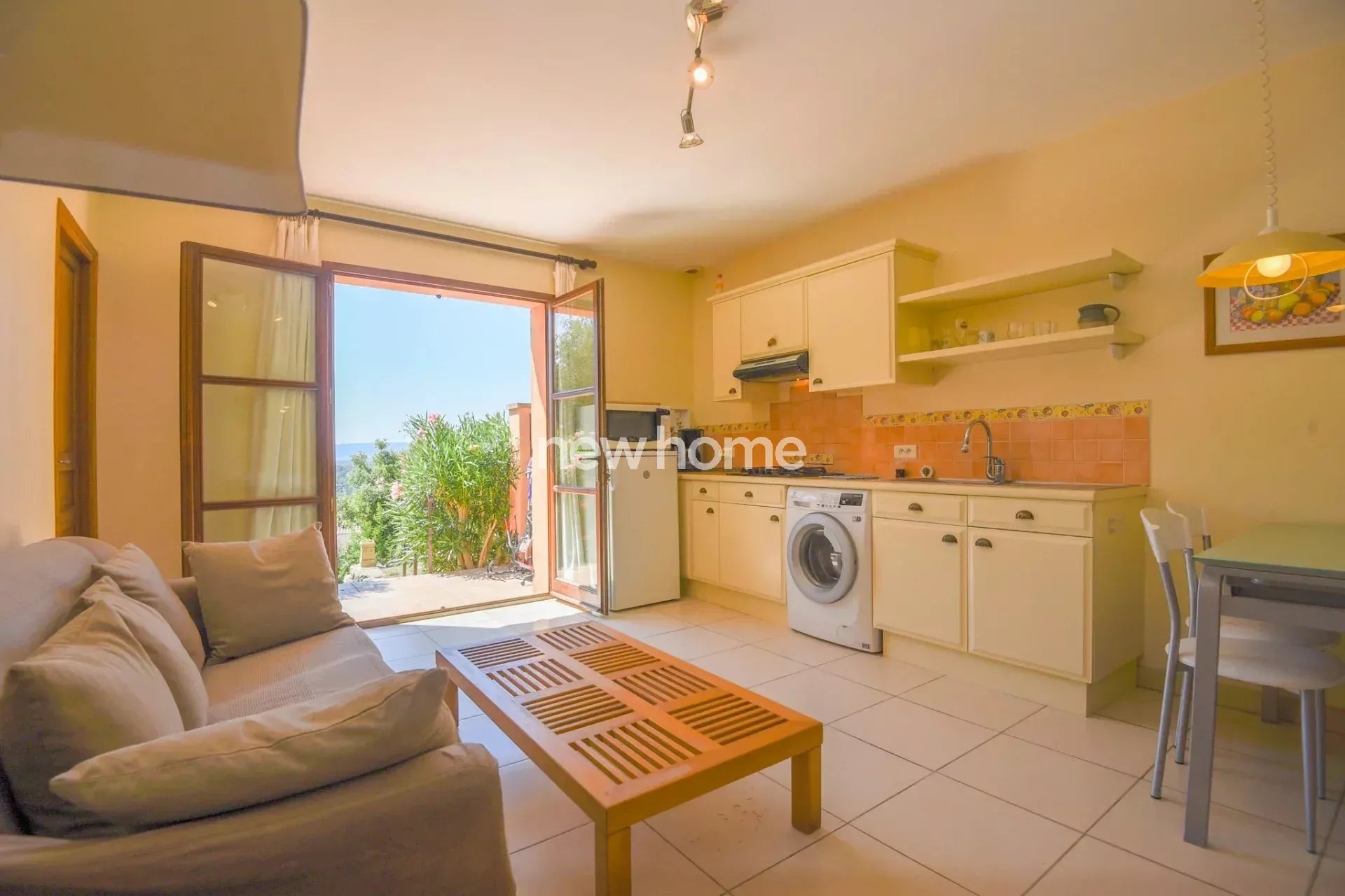 Propriété d'exception à Lorgues avec vue panoramique et appartement indépendant