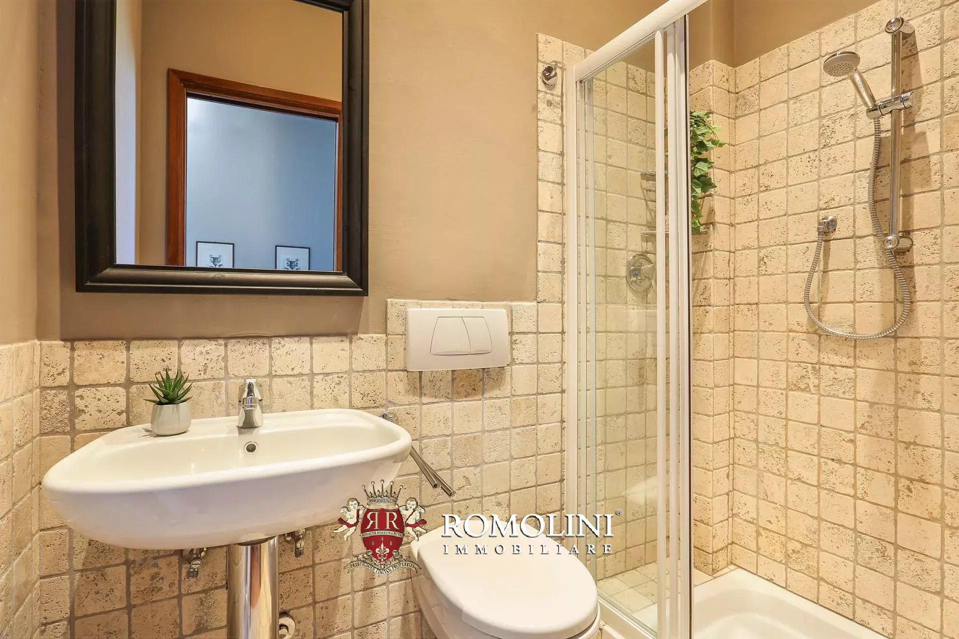 25 Bedroom Vineyard's Image 83